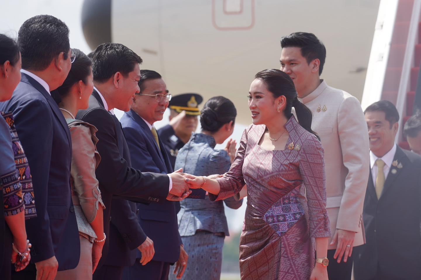 泰國總理佩通坦結束兩日柬埔寨訪問回國後,發高燒入院。(佩通坦FB)