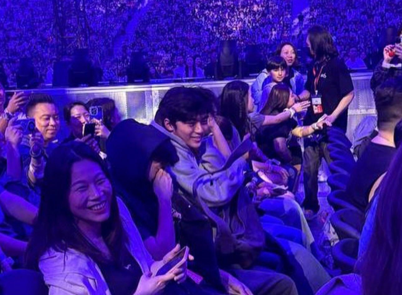 謝霆鋒演唱會2025|大仔Lucas現身變風頭躉 孖細佬Quintus睇騷撐老竇