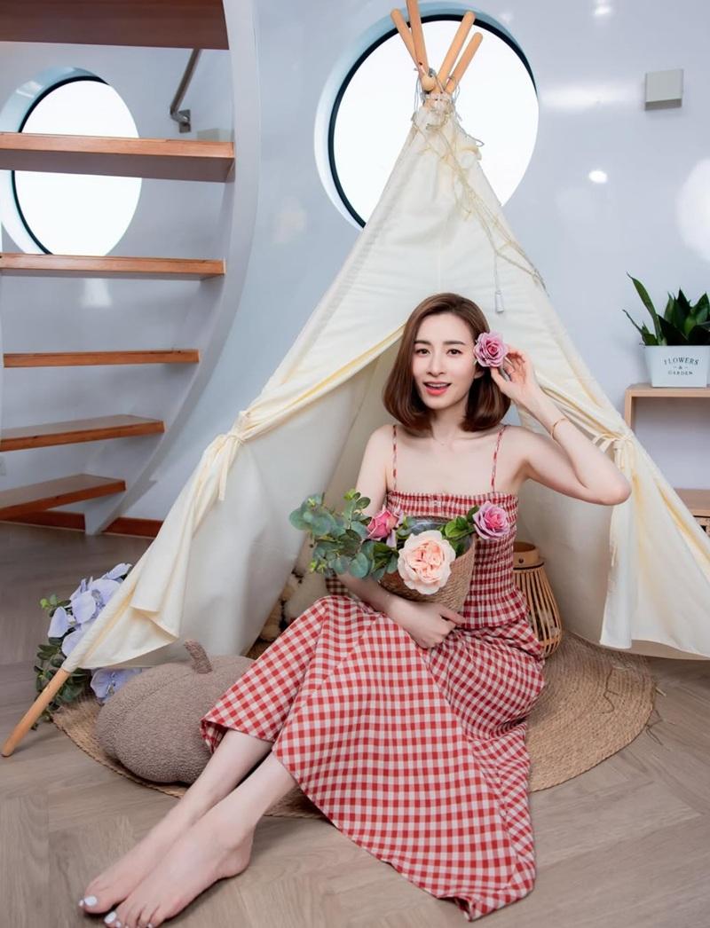 沈卓盈晒42吋長腿:呢個夏天我準備好啦