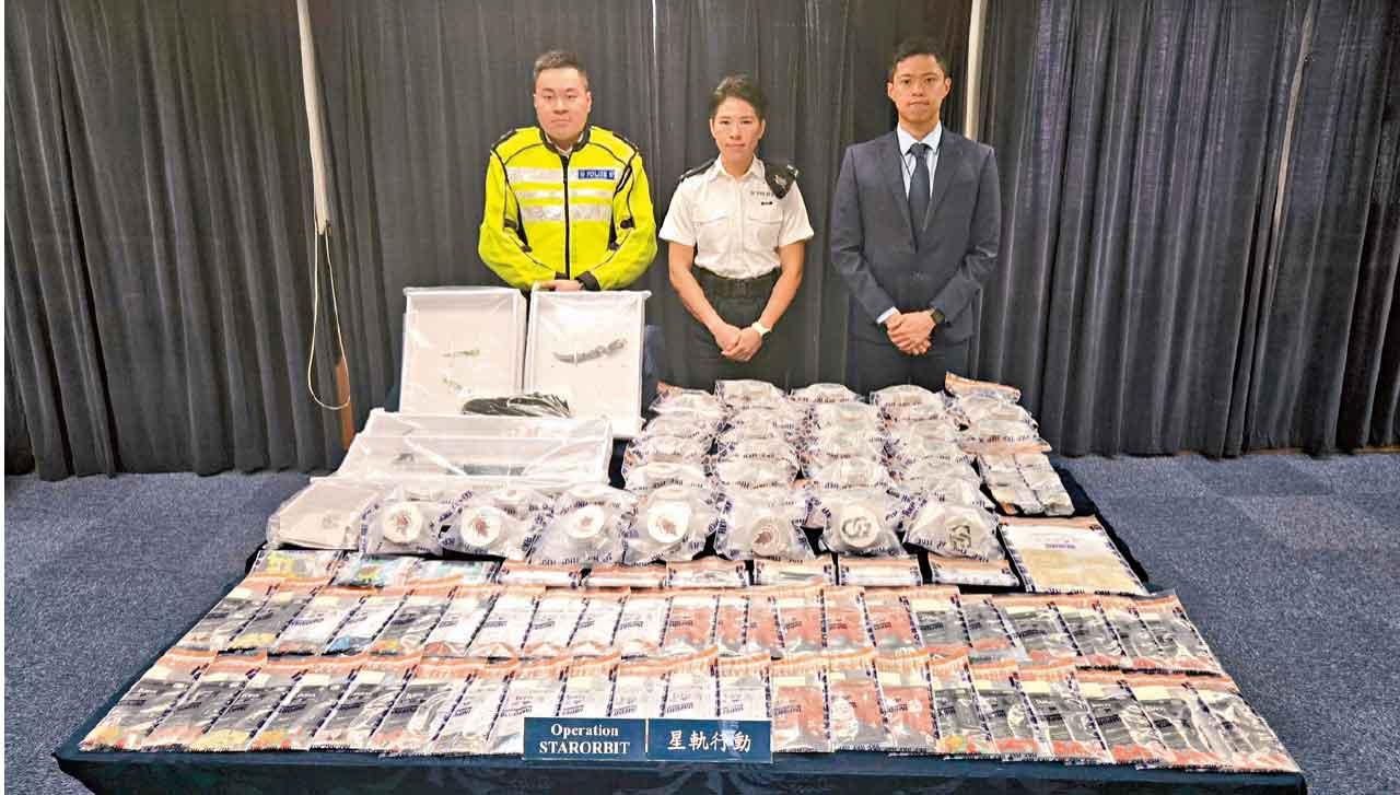 警方展示檢獲證物