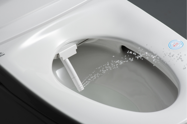 SARAS智能座廁有臀洗噴嘴和婦洗噴嘴