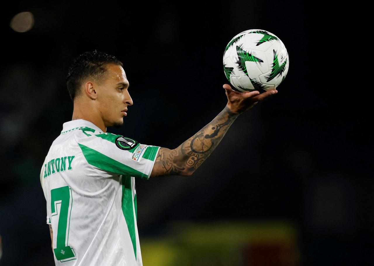 安東尼在西甲表現出色,料重返曼聯機會不大。