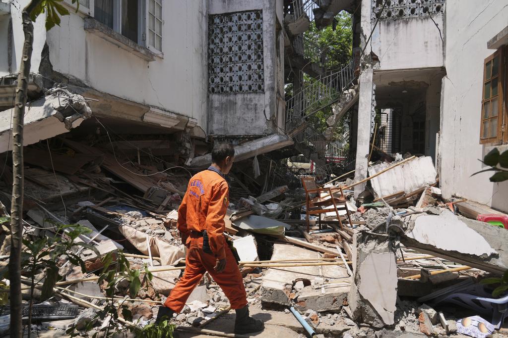 緬甸地震,圖為內比都災情。(美聯社)