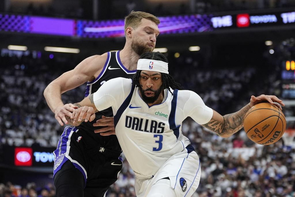 獨行俠120:106擊敗帝王晉級。(美聯社)