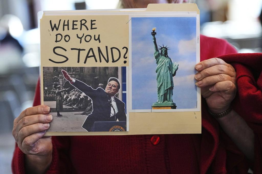 報道指,馬斯克參與政治工作對Tesla的品牌形象造成的負面影響。(資料圖片)