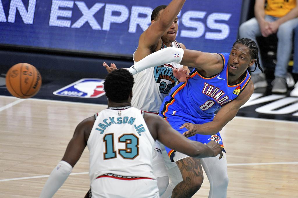 雷霆114:108擊敗灰熊。(美聯社)