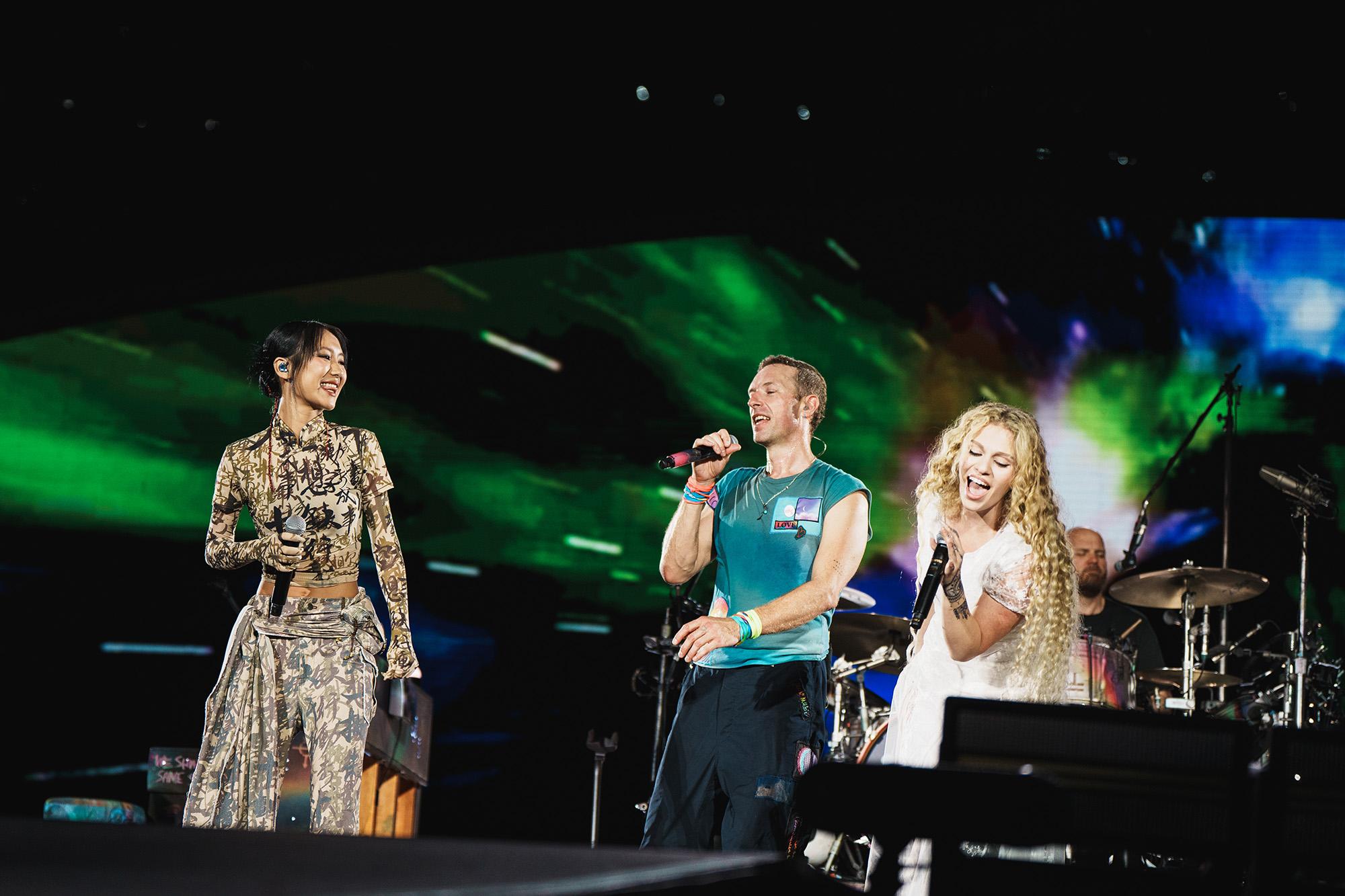 Marf為Coldplay演唱會擔任開場嘉賓,表現毫不怯場。