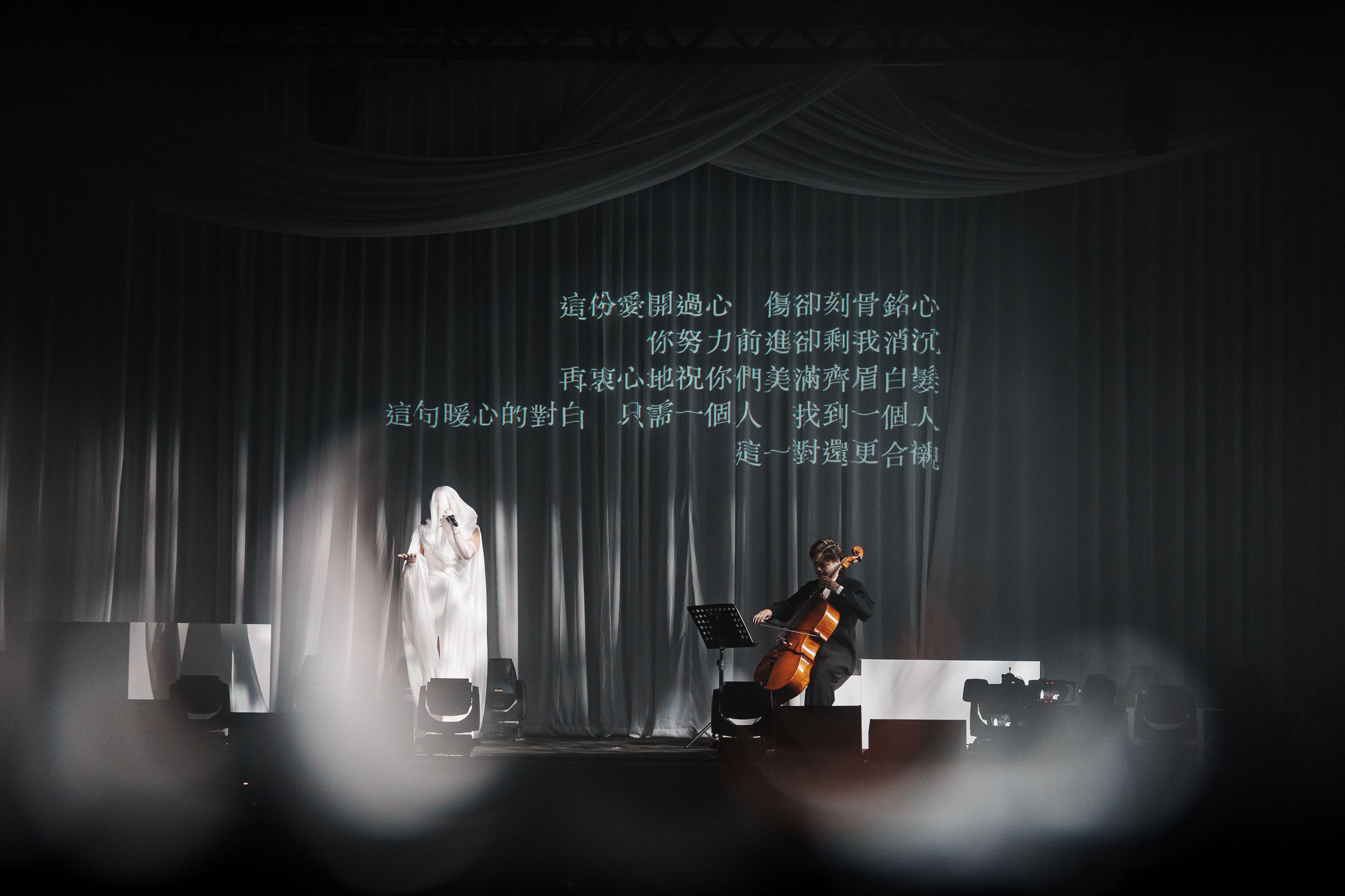 小巧以音樂展現她的內心世界。