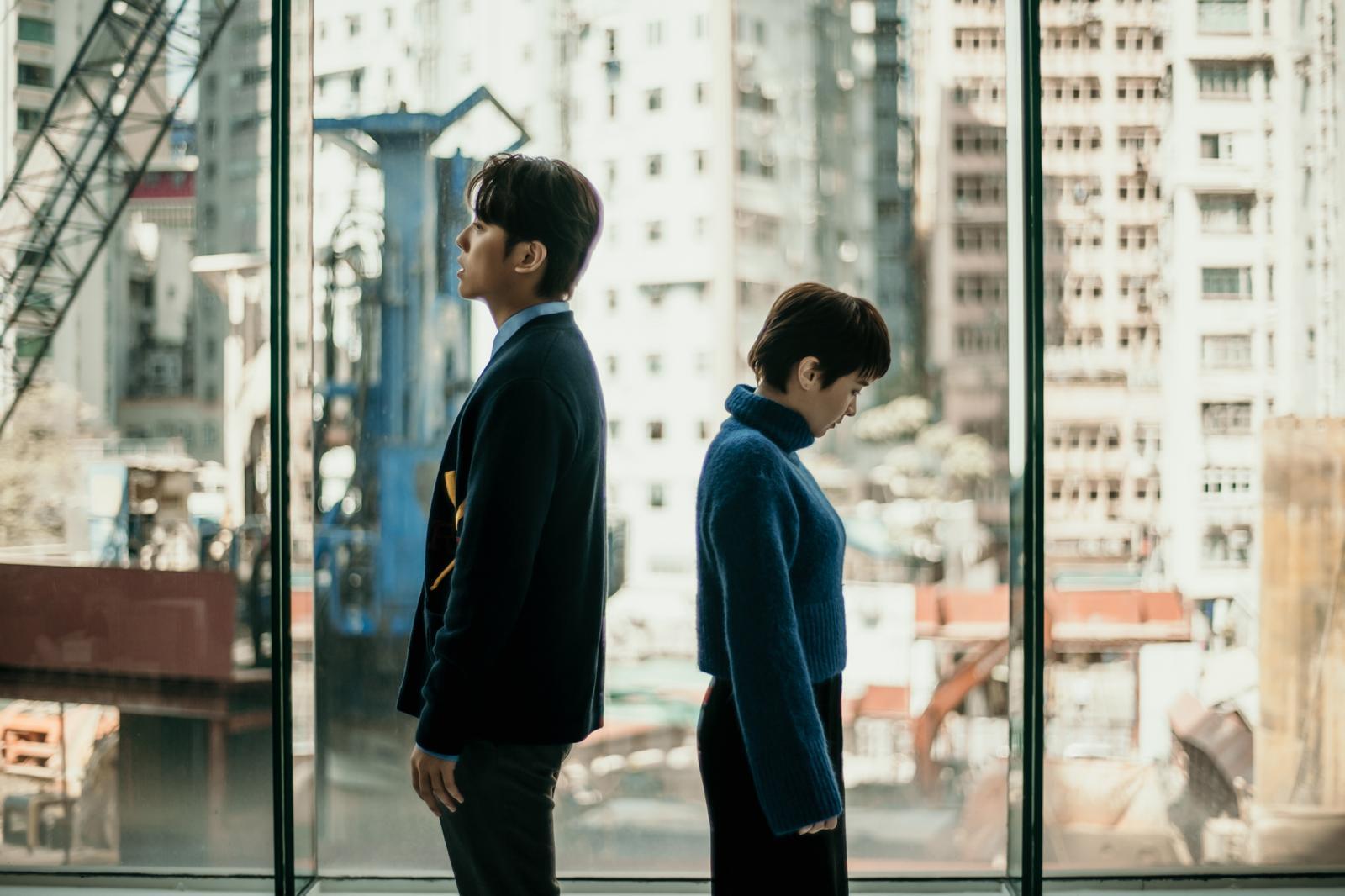 曾傲棐新歌《時間的碎片》談因果循環。