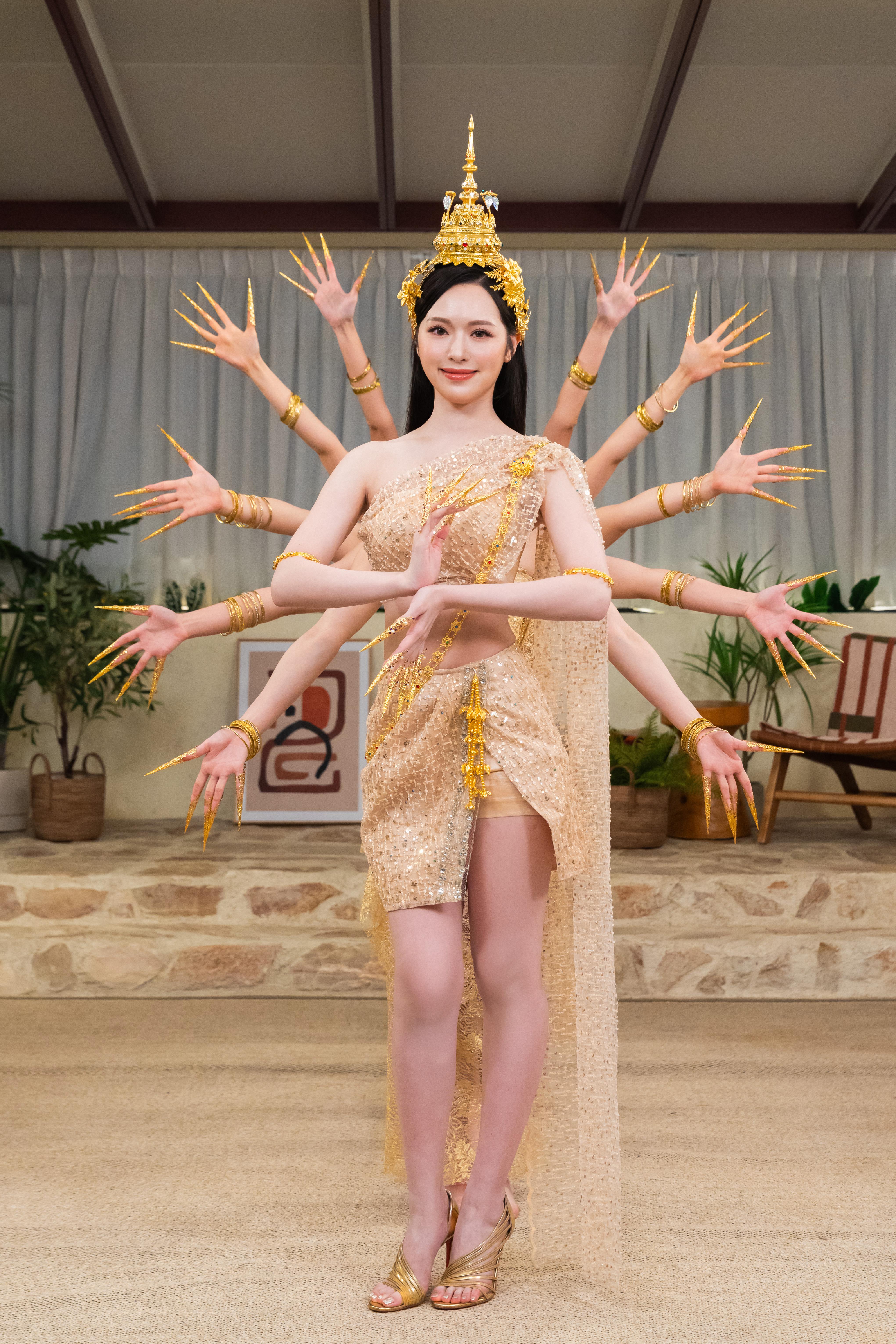 是次的宣傳短片以泰國女神造型亮相,馮盈盈表現得十分期待!