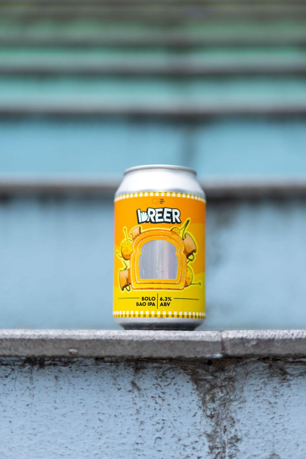 Breer 菠蘿包IPA有椰子和鳳梨的熱帶風味,滑順易入口。