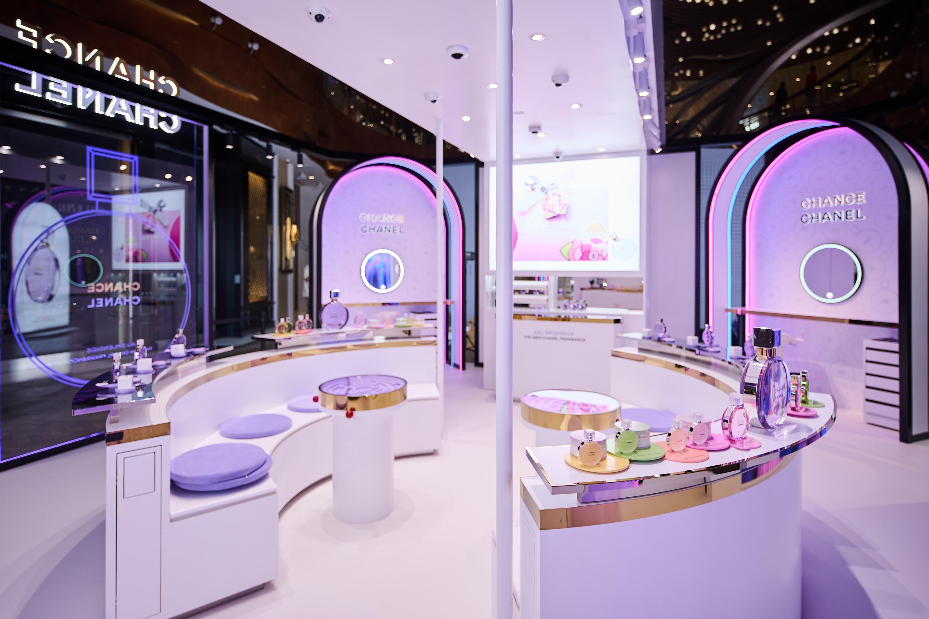 為慶祝新香水CHANCE EAU SPLENDIDE誕生,CHANEL特意於K11 MUSEA開設期間限定體驗店。