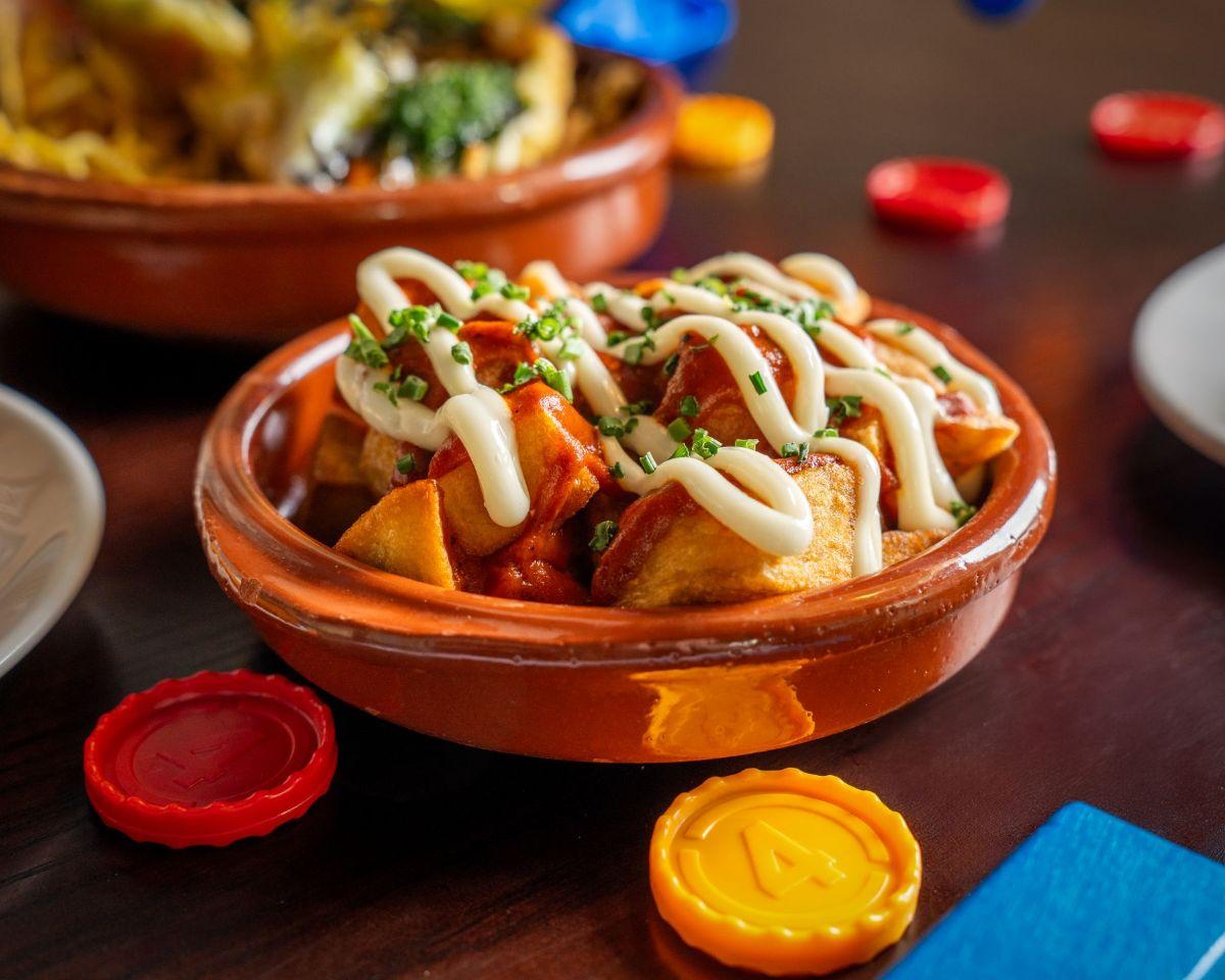 早午餐供應炸薯粒配辣茄醬 (素)