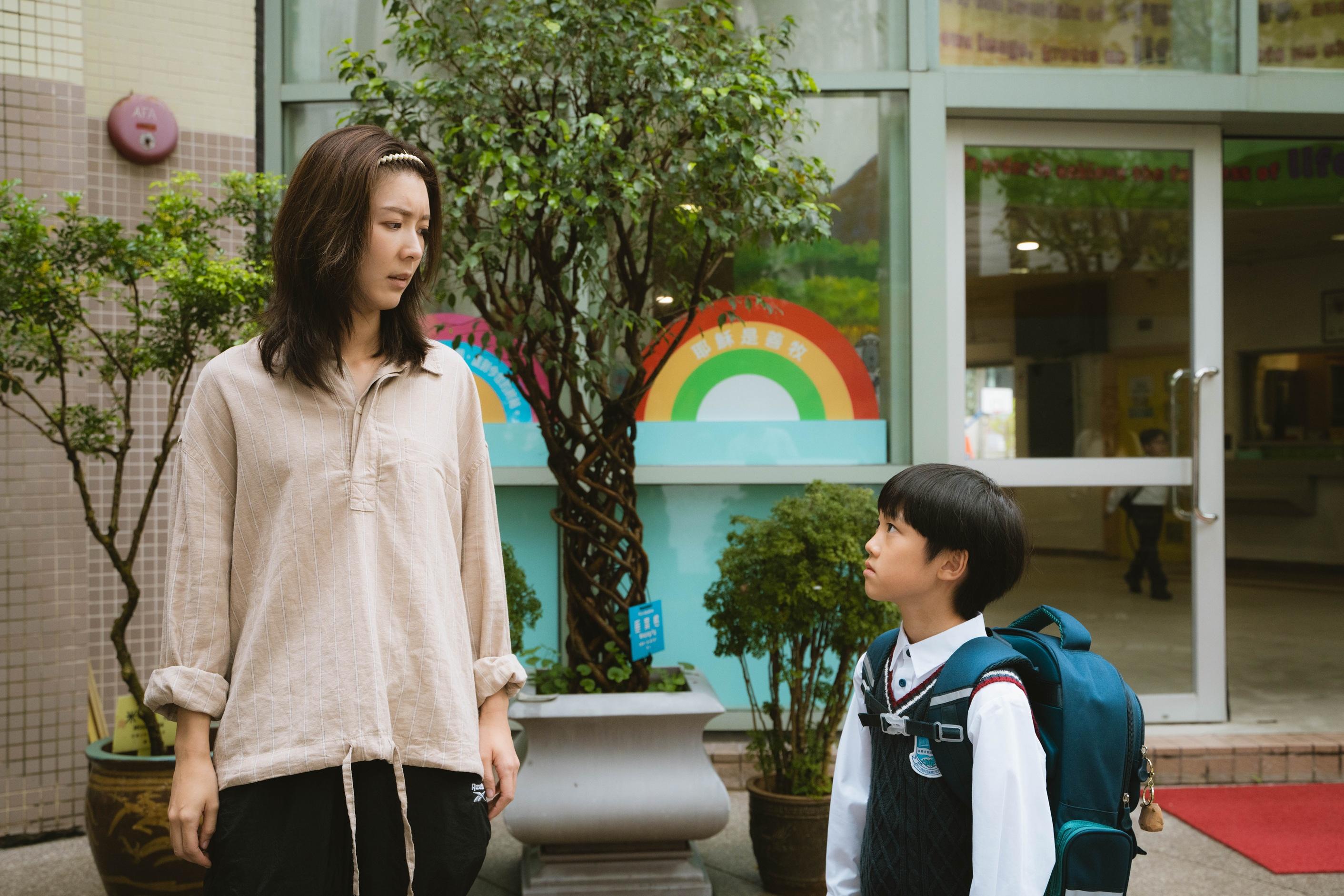 余香凝自言成為母親後,變得膽小怕死。