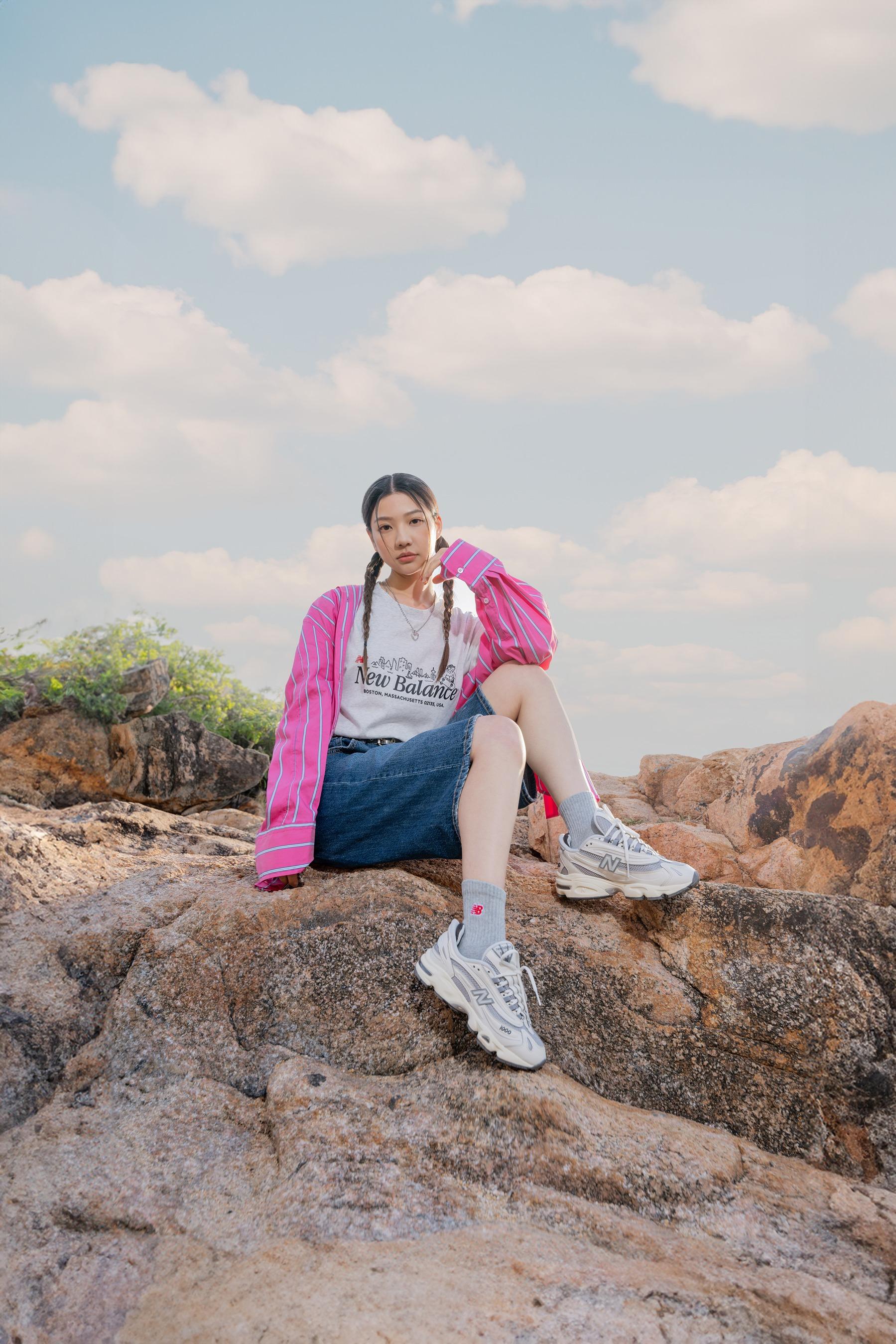 熱賣型號M1000系列加入復古靛藍、水泥灰、螢光粉紅及銀灰黑等多款Y2K配色。