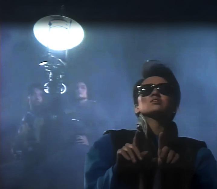 都爹利街是很多香港電影、電視劇和MV的熱門拍攝場地,包括梅艷芳經典快歌《夢伴》MV。(網上截圖)