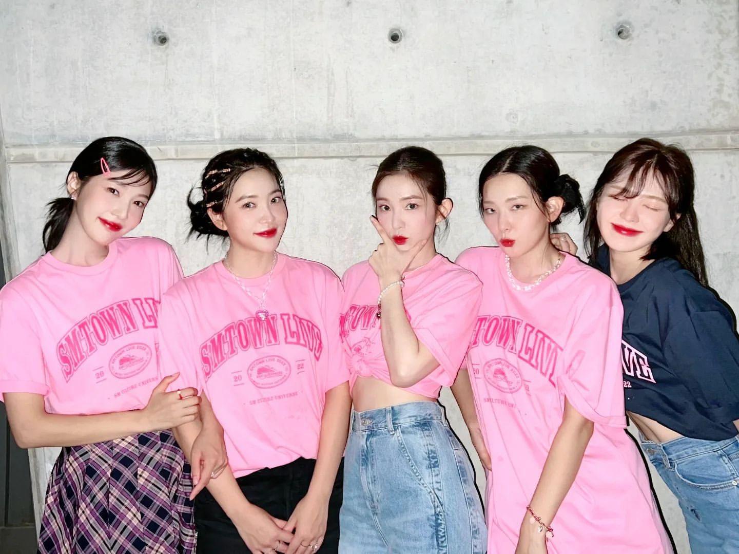 Red Velvet已經有半年未有新歌推出,加上Wendy、Yeri不與經理人SM娛樂續約,各成員現埋首自己的solo工作。