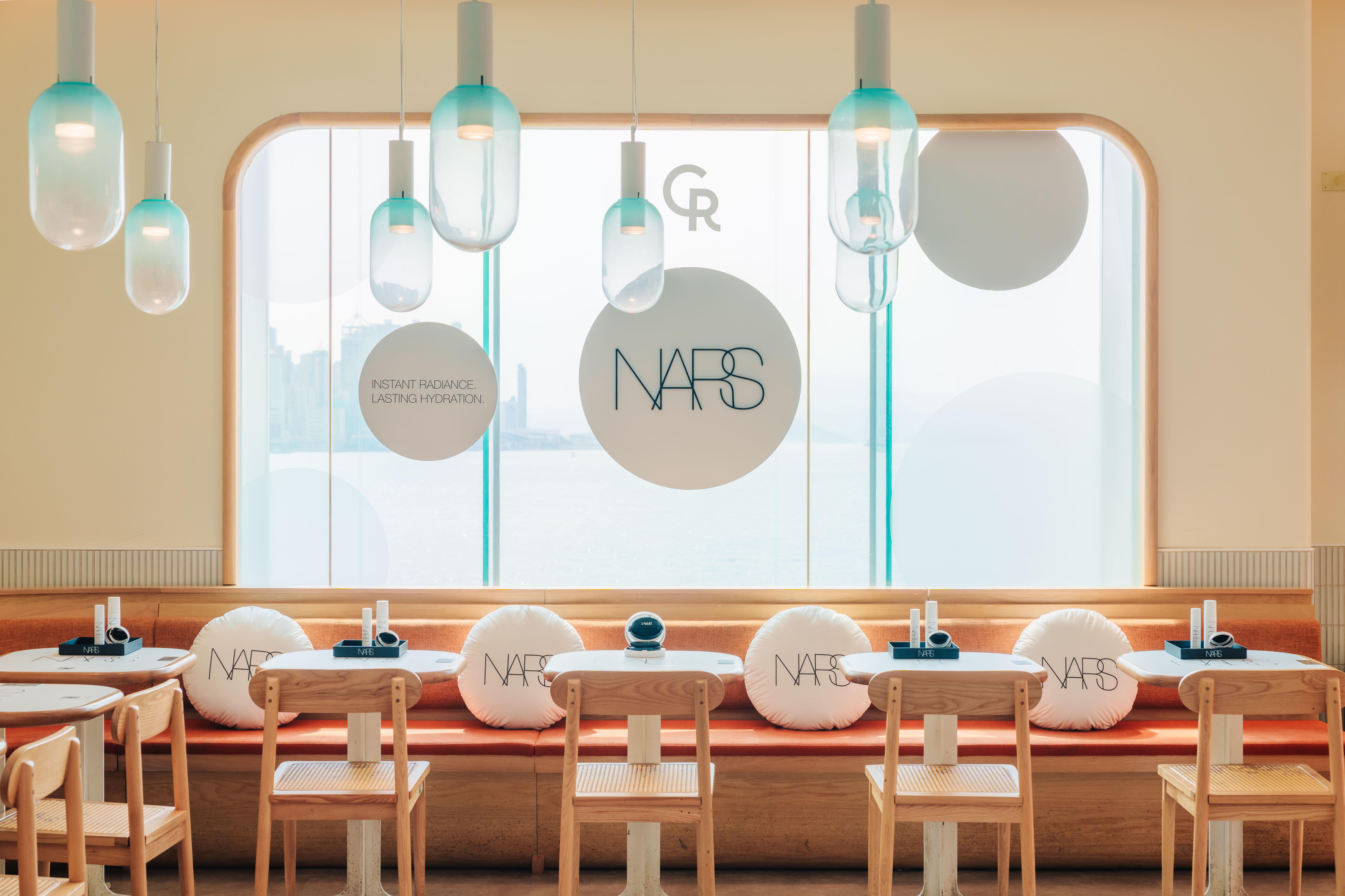 NARS LIGHT REFLECTING光之咖啡店再登場。