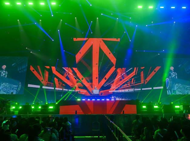 陳曉東佛山演唱會全場爆滿。