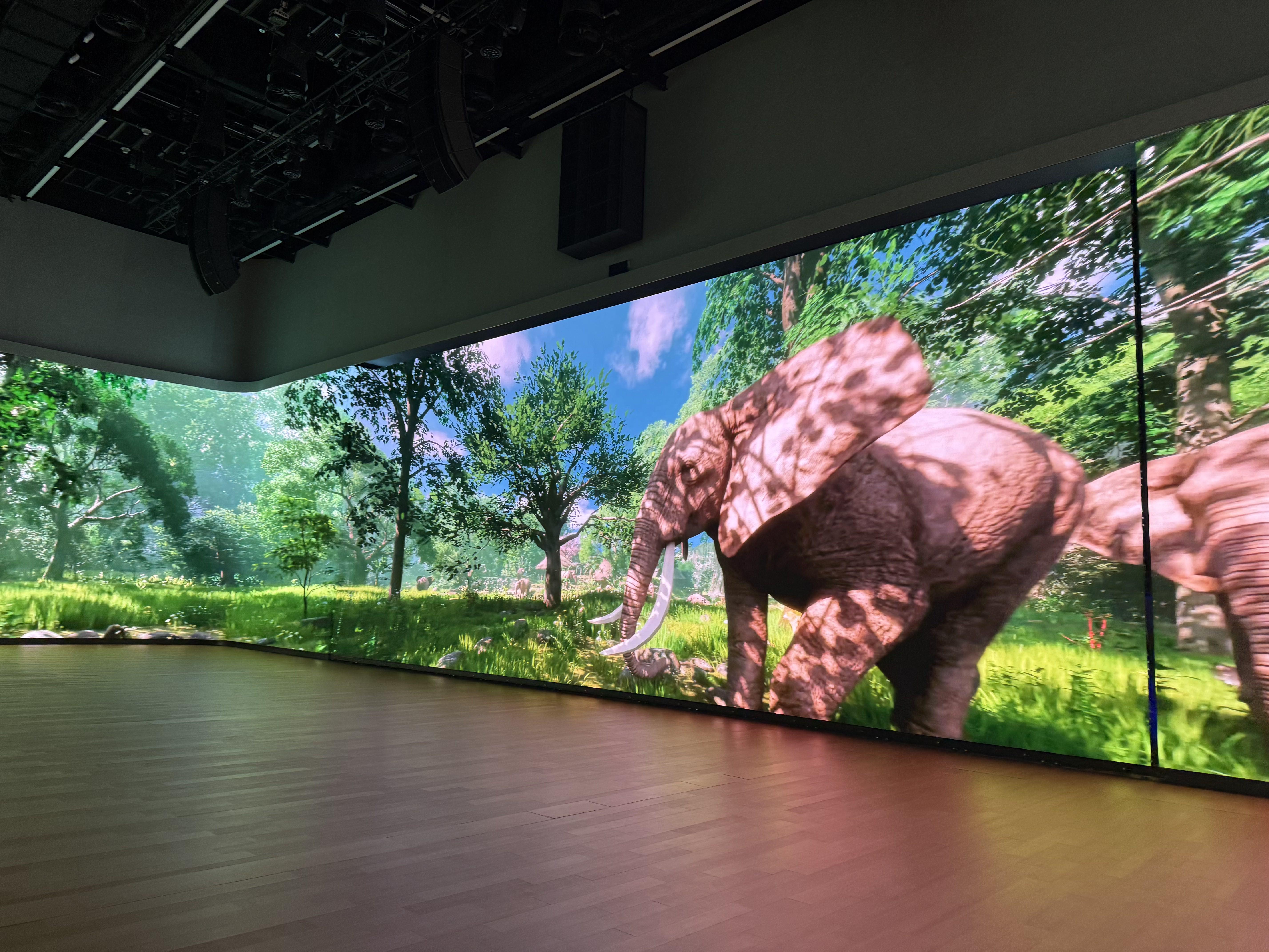 首單元「皎皎日星」先帶領觀眾走進古蜀先民生活環境及祭祀場景。