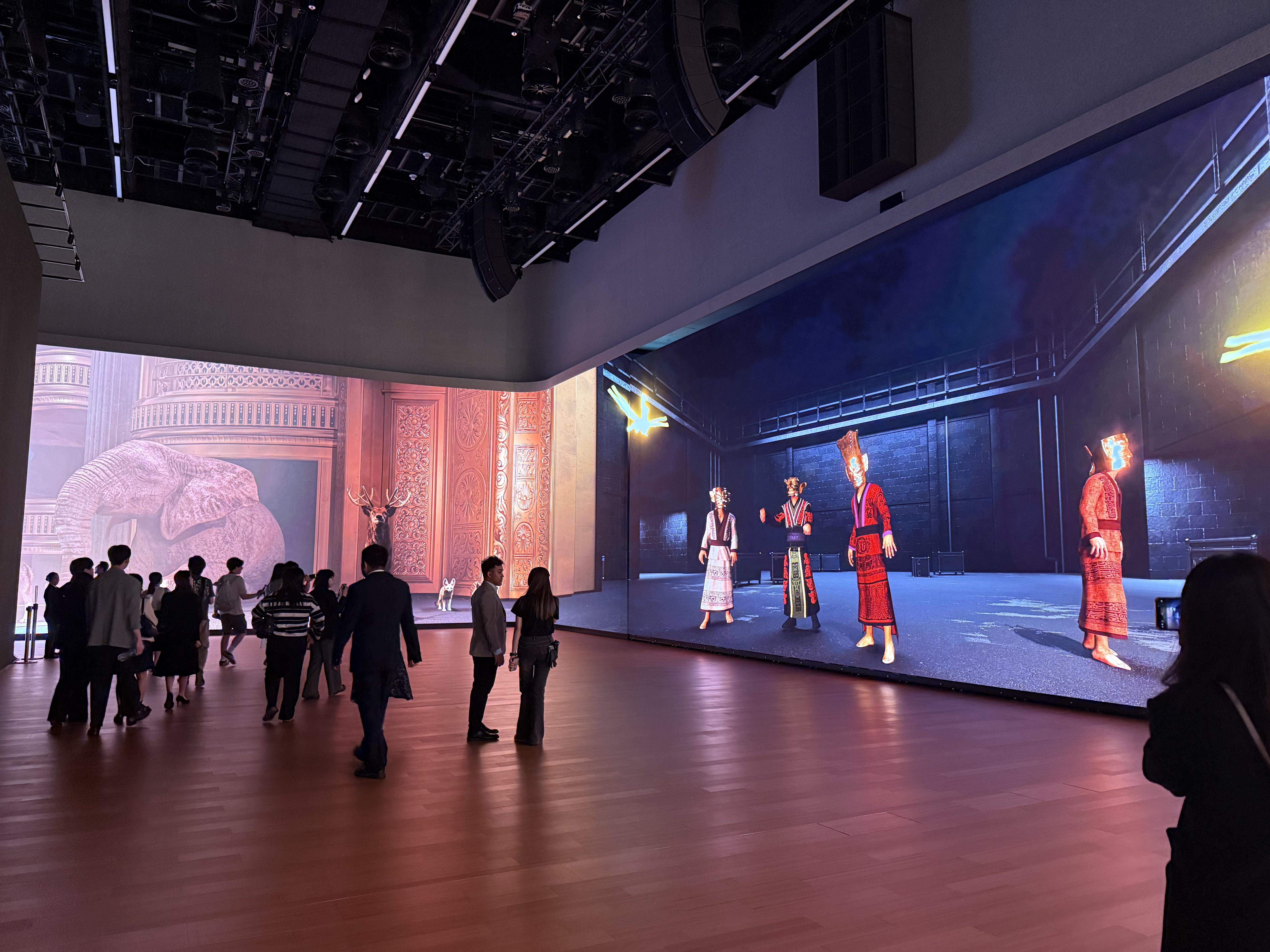 首單元「皎皎日星」先帶領觀眾走進古蜀先民生活環境及祭祀場景。