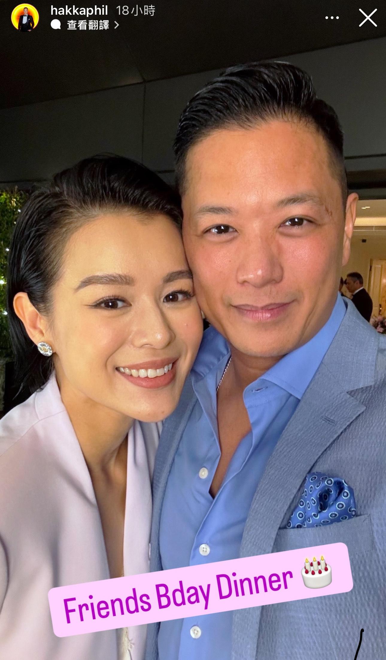 李乘德首貼與胡杏兒頭貼頭合照。