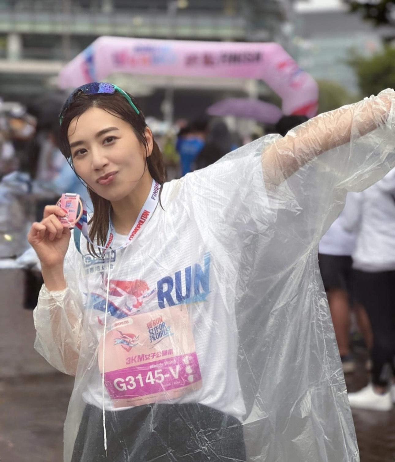 2007年的香港小姐已經各有發展,其中以打入5強的黃智雯在幕前發展得最好。