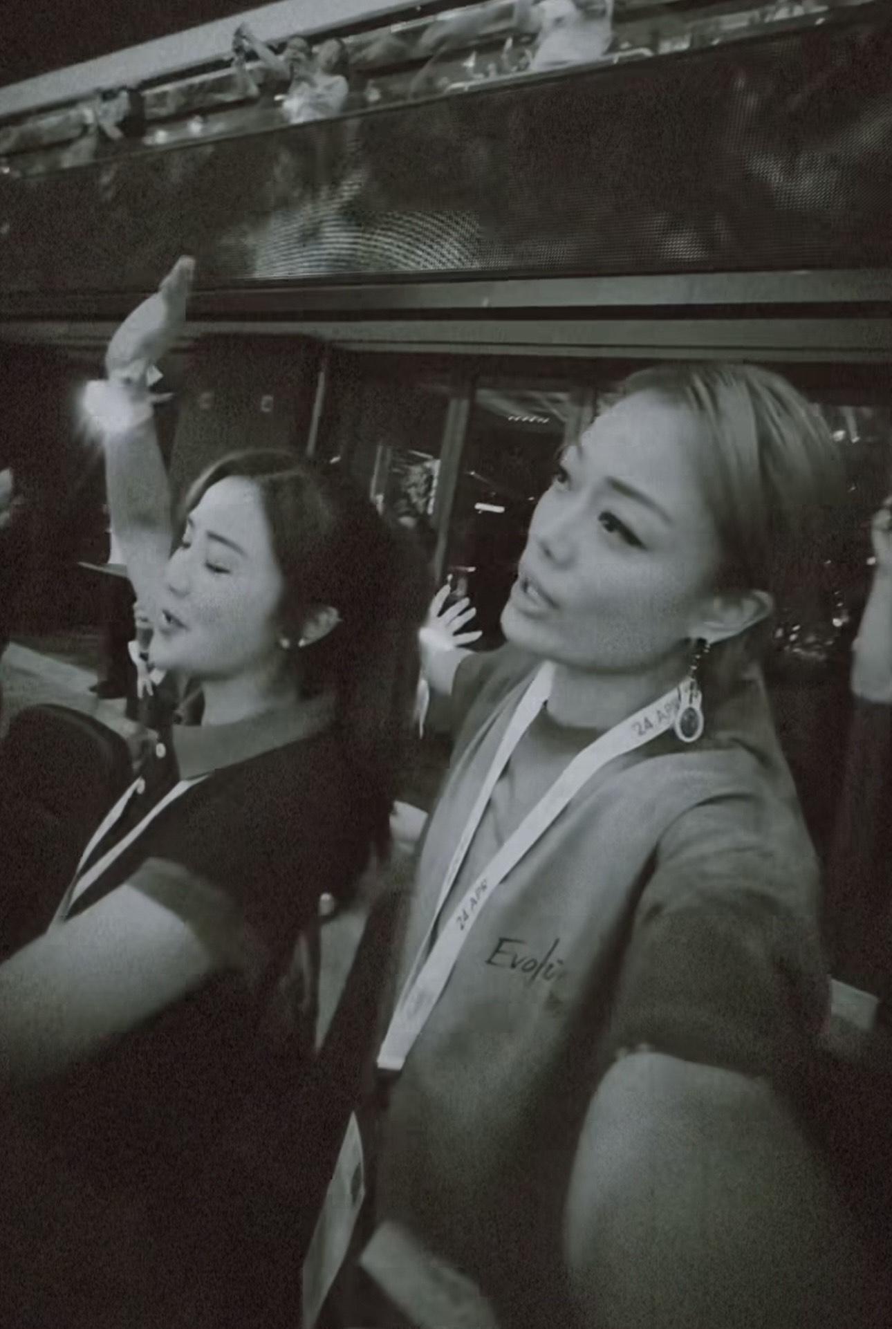 容祖兒投訴謝霆鋒冇唱《壞習慣》。