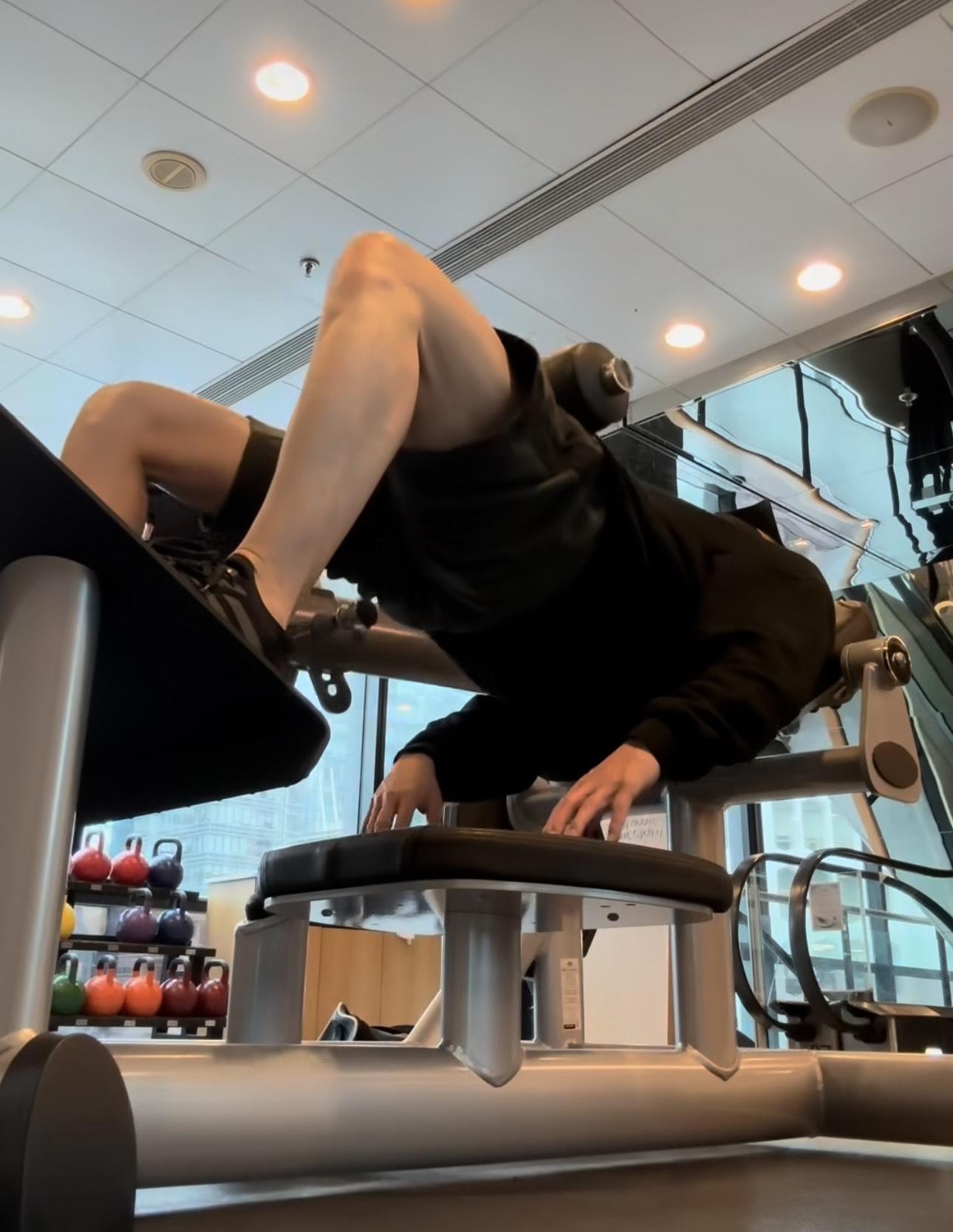 蔡一傑腦手術後僅半年瘋狂操肌。