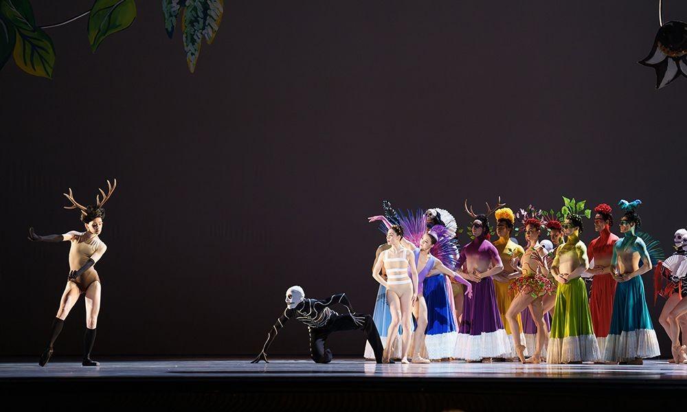 以輕柔舞姿,勾勒出頑強的烈女子。(作者提供)