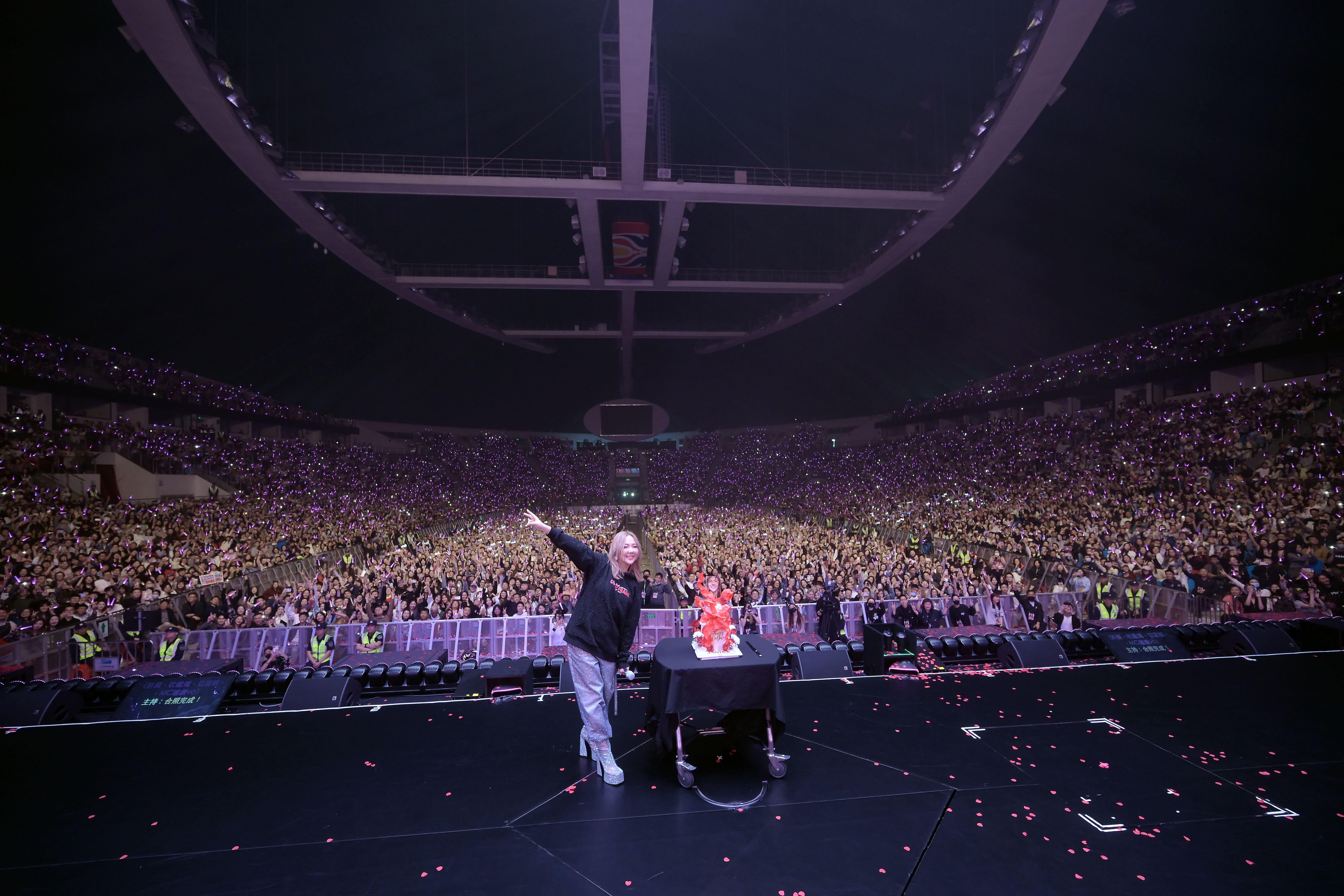 衛蘭廣州站演唱會尾場!