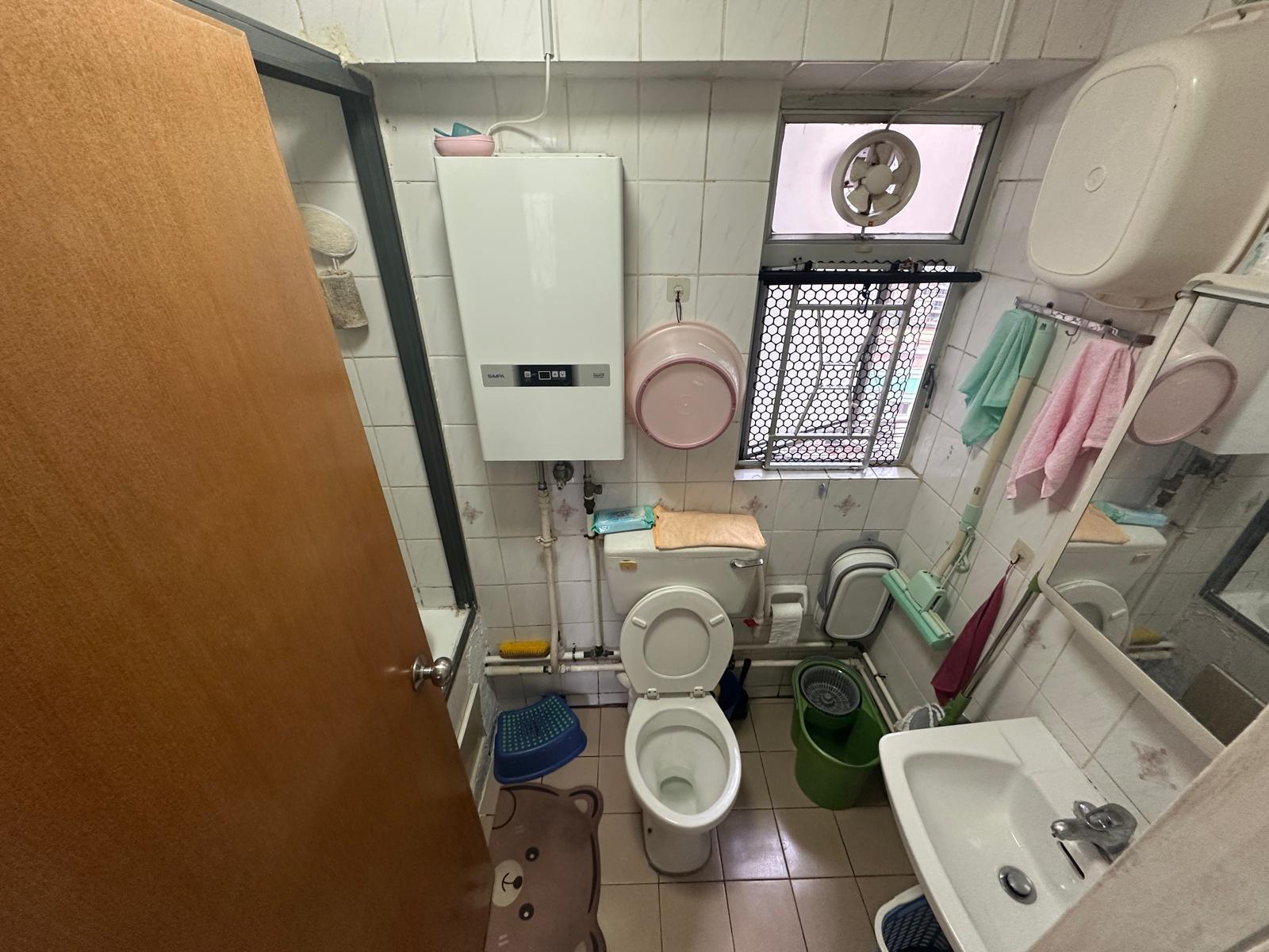 明廁浴室闊大。(代理提供)