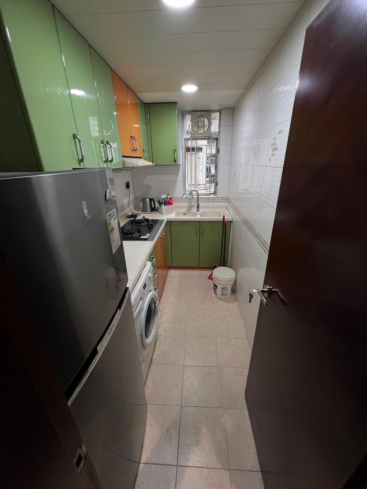 廚房配套齊全,算新淨。(代理提供)