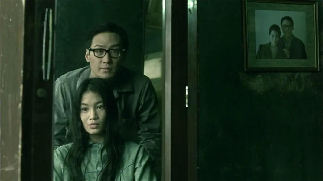 2002年,黎明憑《三更之回家》演繹利用中醫藥企圖使妻子復活的丈夫,出色演技擺脫了偶像包袱,成功奪得第39屆金馬獎最佳男主角。(網上圖片)