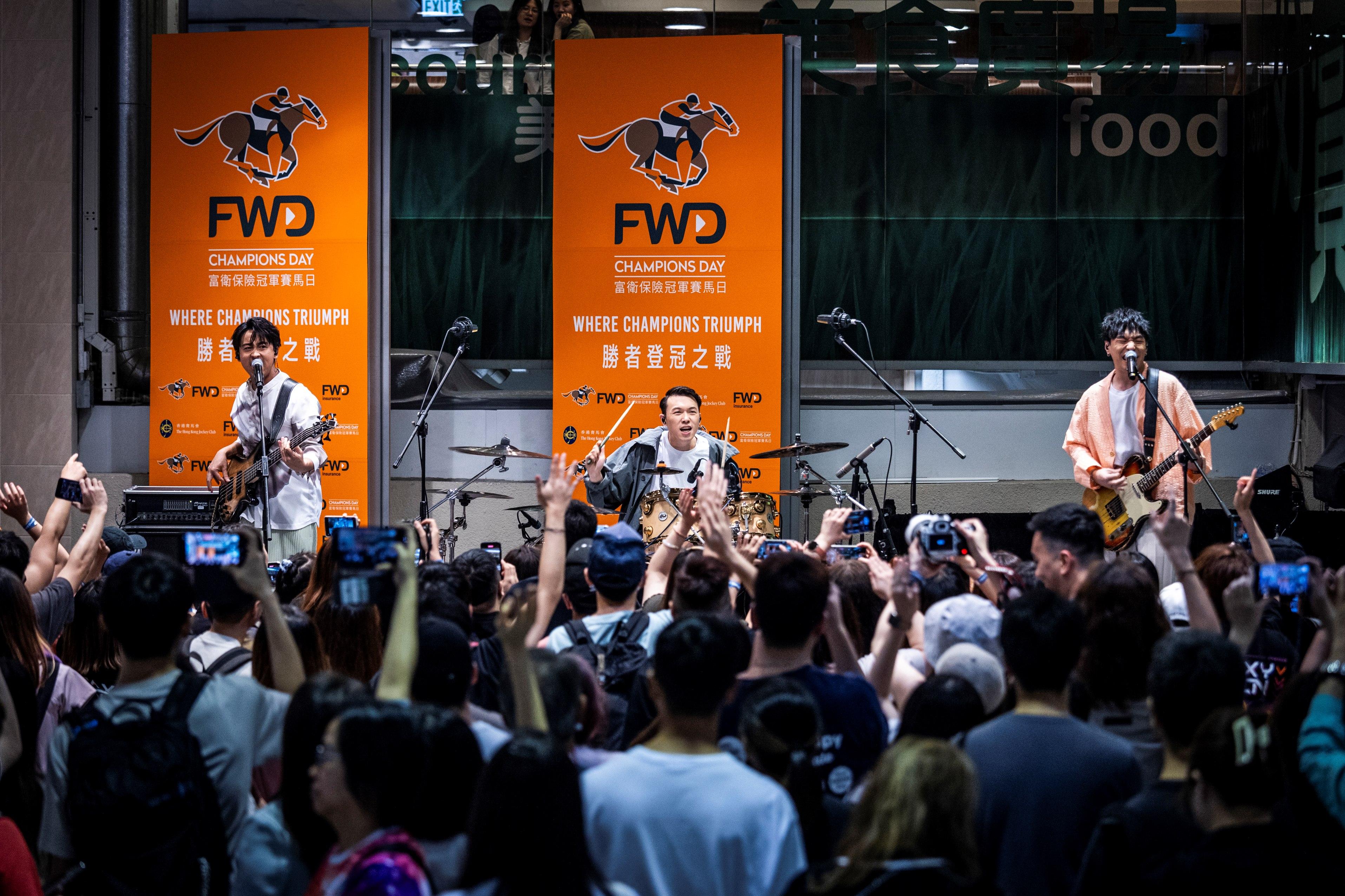 樂隊Pandora去年為「富衛保險冠軍賽馬日」表演獲觀眾熱烈好評。