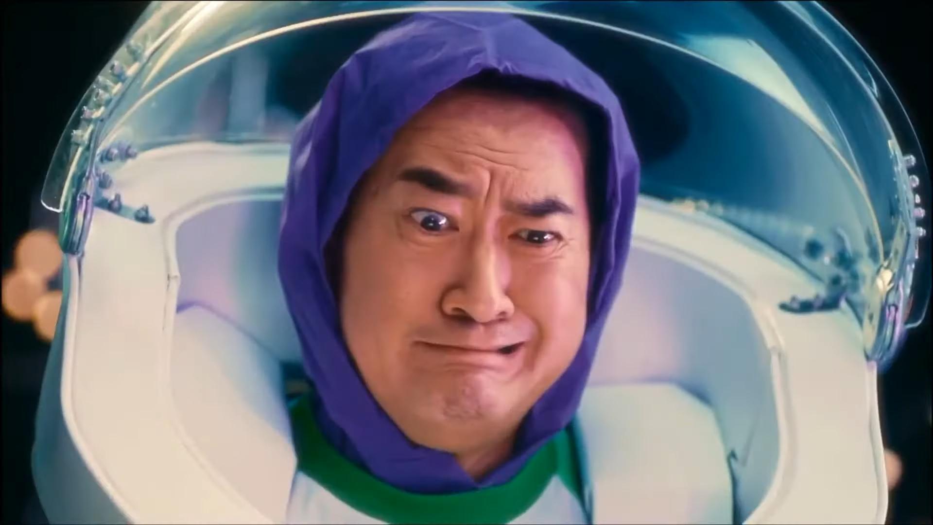 鄧梓峰活躍幕前多年,有傳身家高達20億。