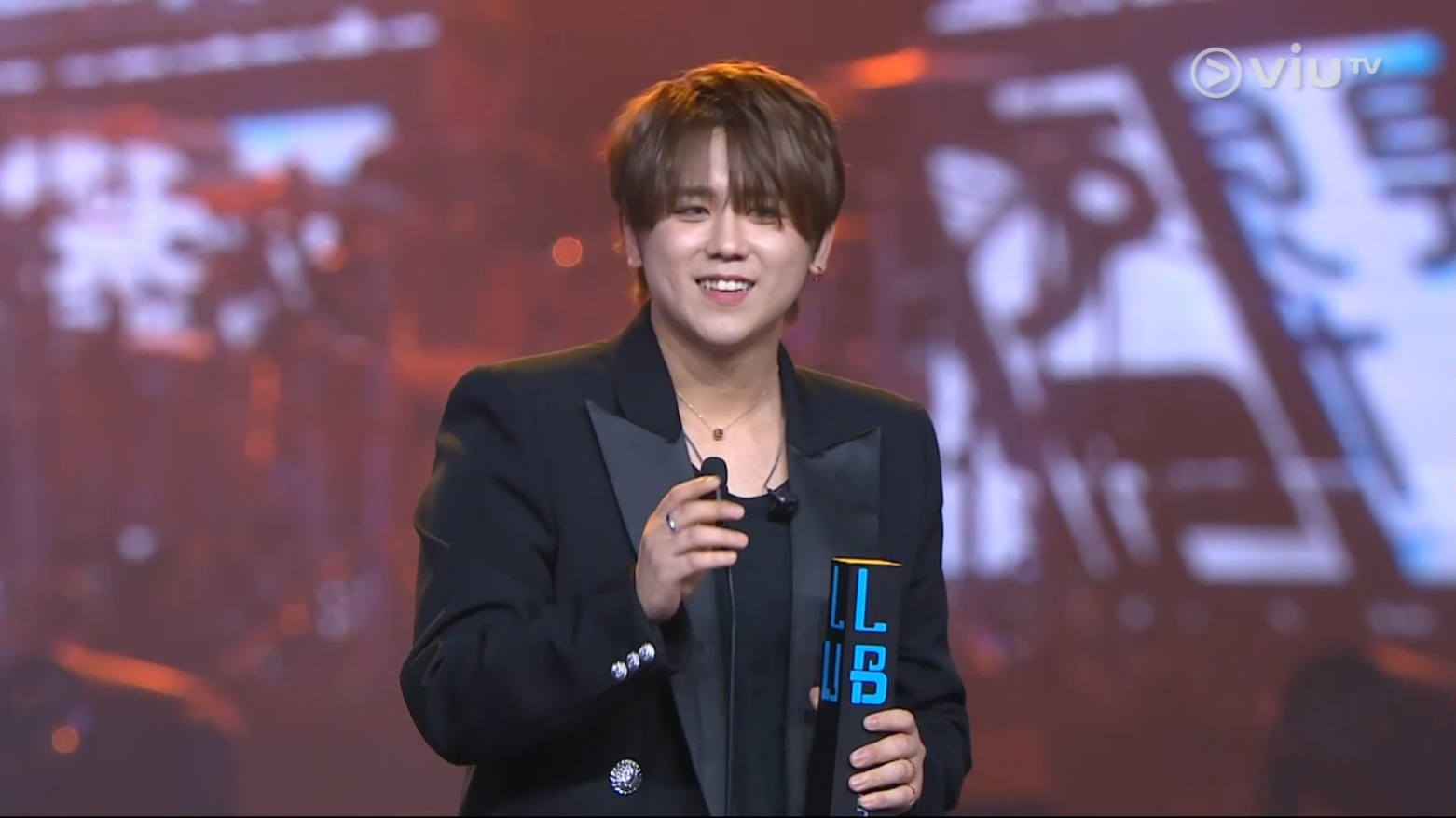 姜濤奪「Chill Club年度男歌手」銀獎。