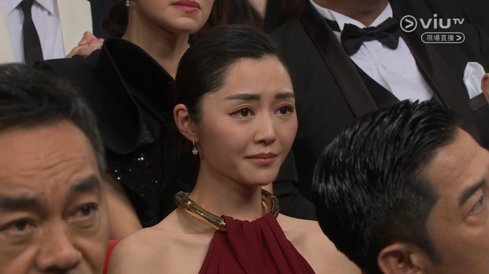 衛詩雅亦眼濕濕。