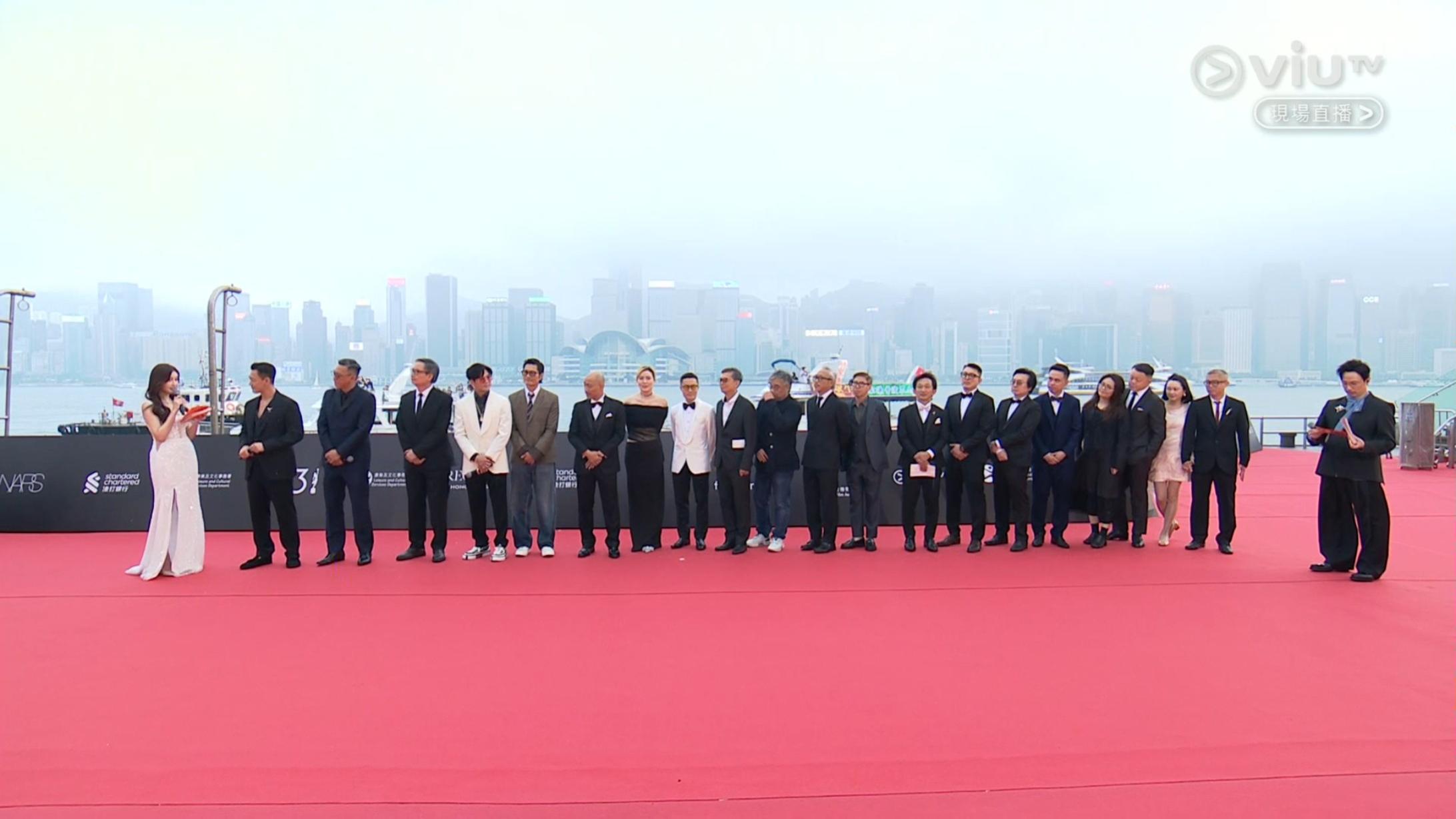 《九龍城寨之圍城》獲14項提名,一行人現身紅地毯。