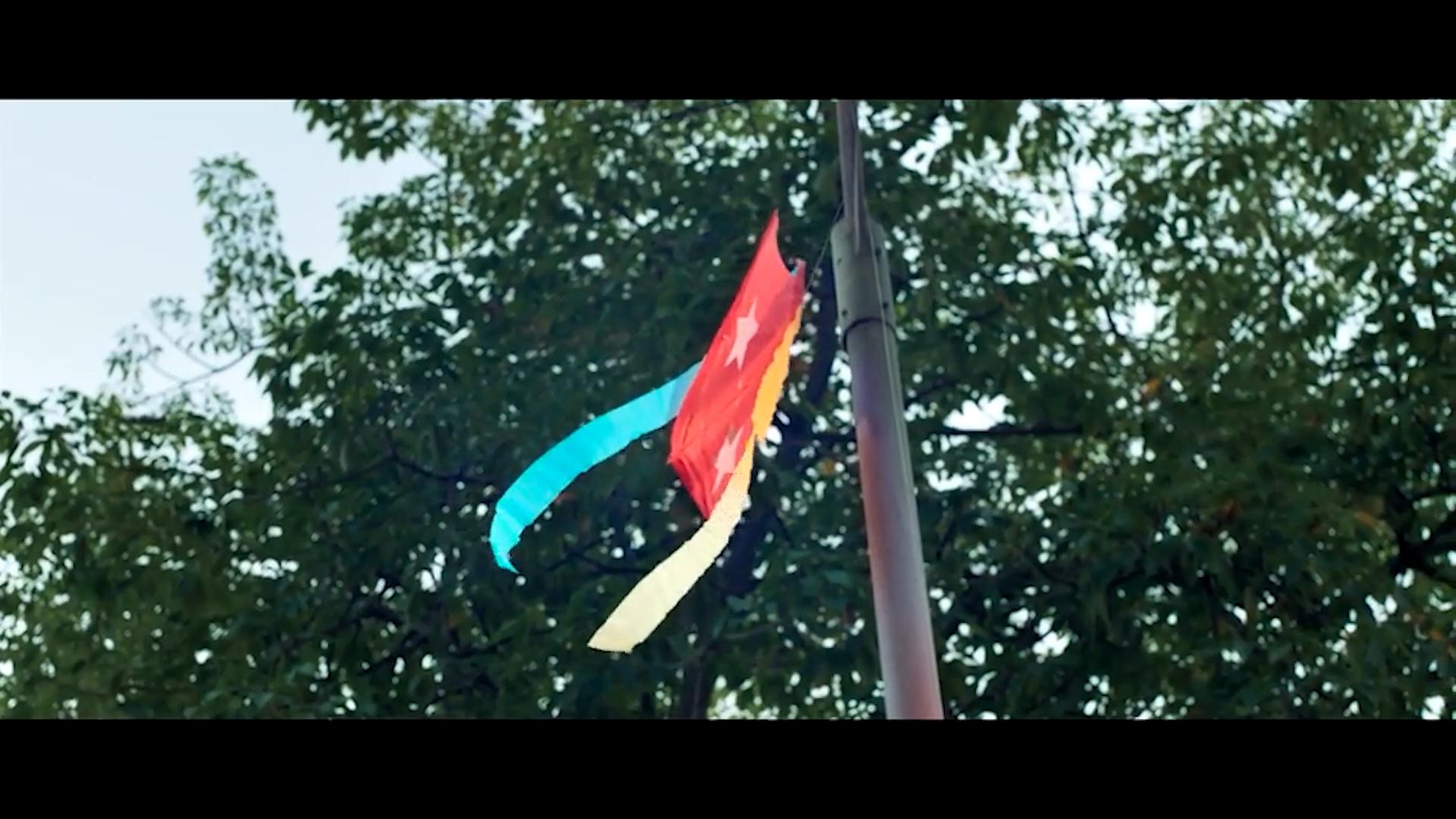 《三命》裡的風箏似是呼應《柔道龍虎榜》的紅氣球。