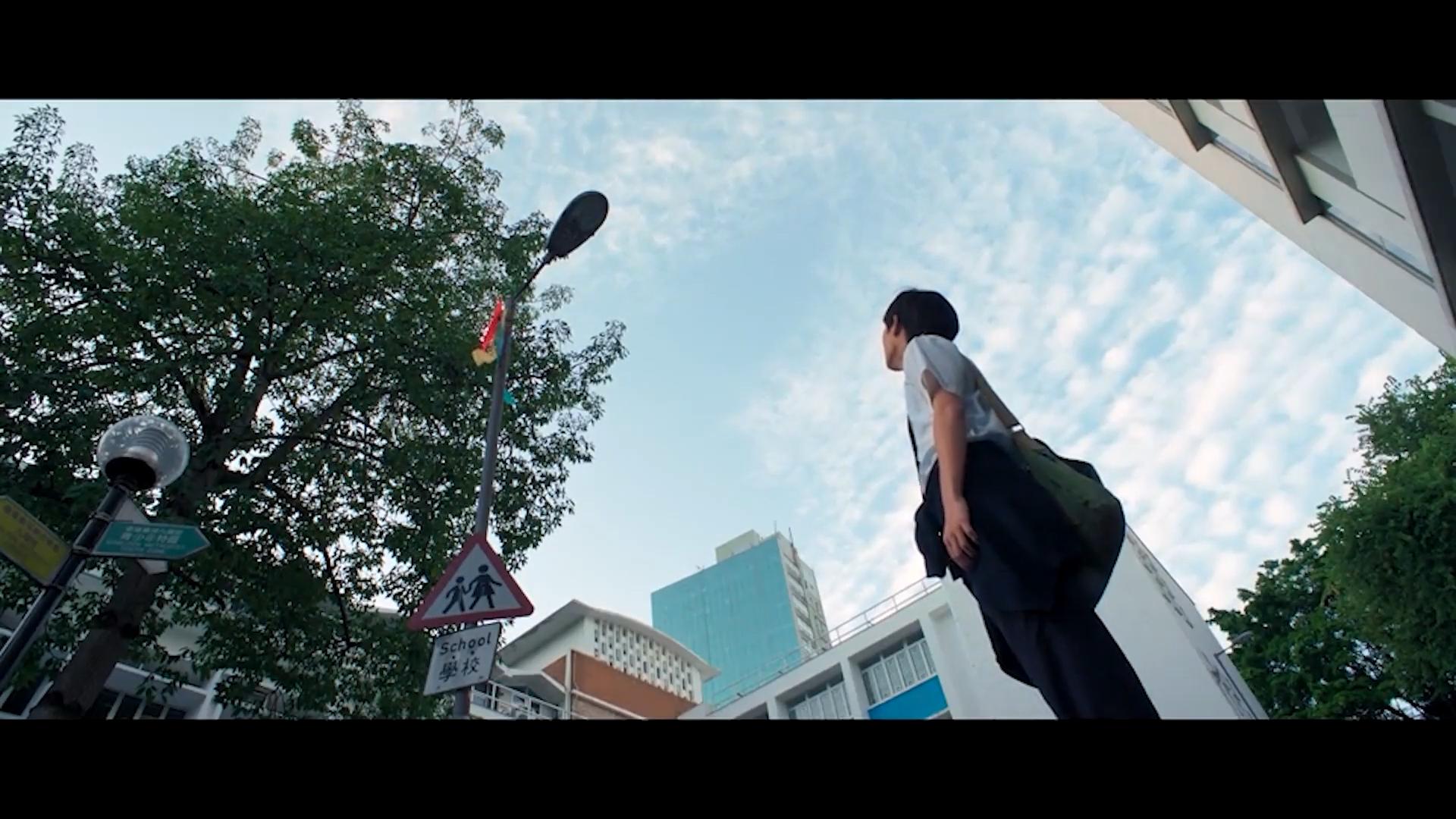 風箏掛樹的一幕,令人想起《柔道龍虎榜》的紅氣球。