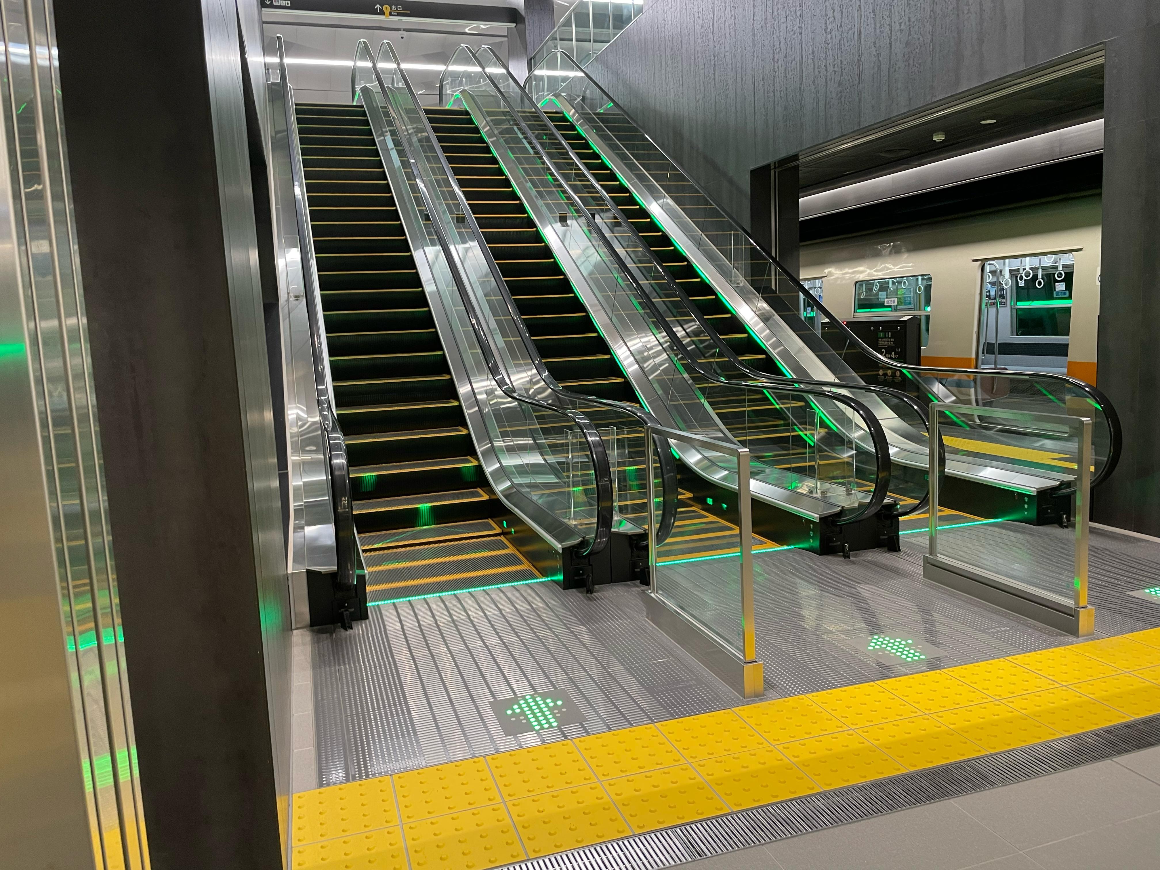 大阪世博會地鐵夢洲站。(《am730》記者攝)