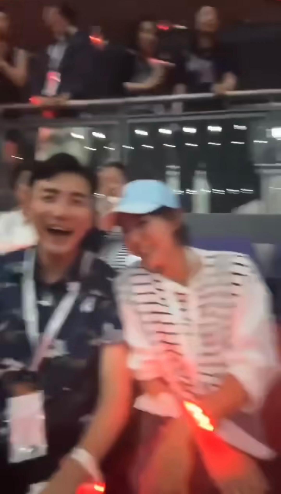 梁諾妍笑到人抑馬翻,並謂︰「我都想你係黃宗澤!」