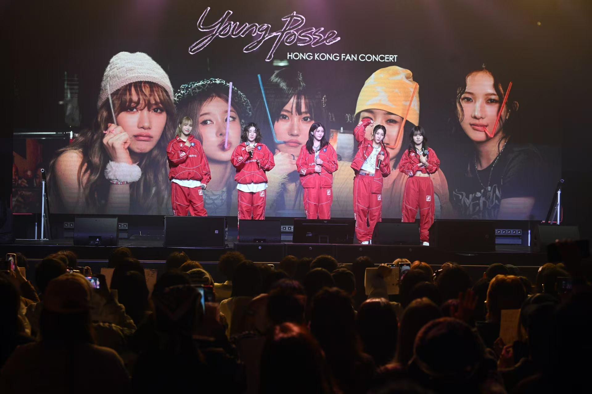 演唱會不但有香港fans捧場,更有來自台灣 ,上海粉絲,Young Posse感到很激動。