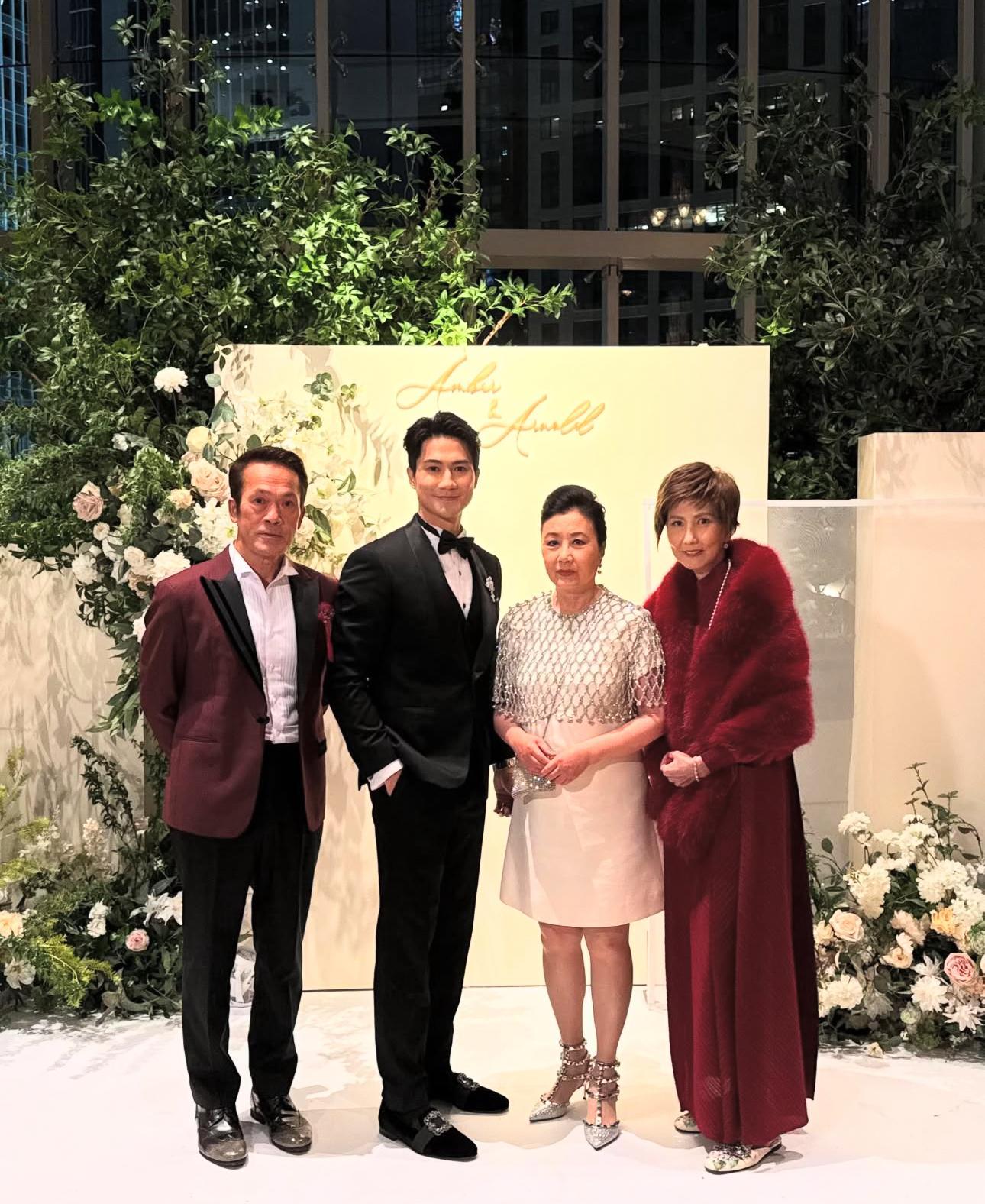 兩人邀請不少圈中人出席婚宴,汪明荃亦有到賀。