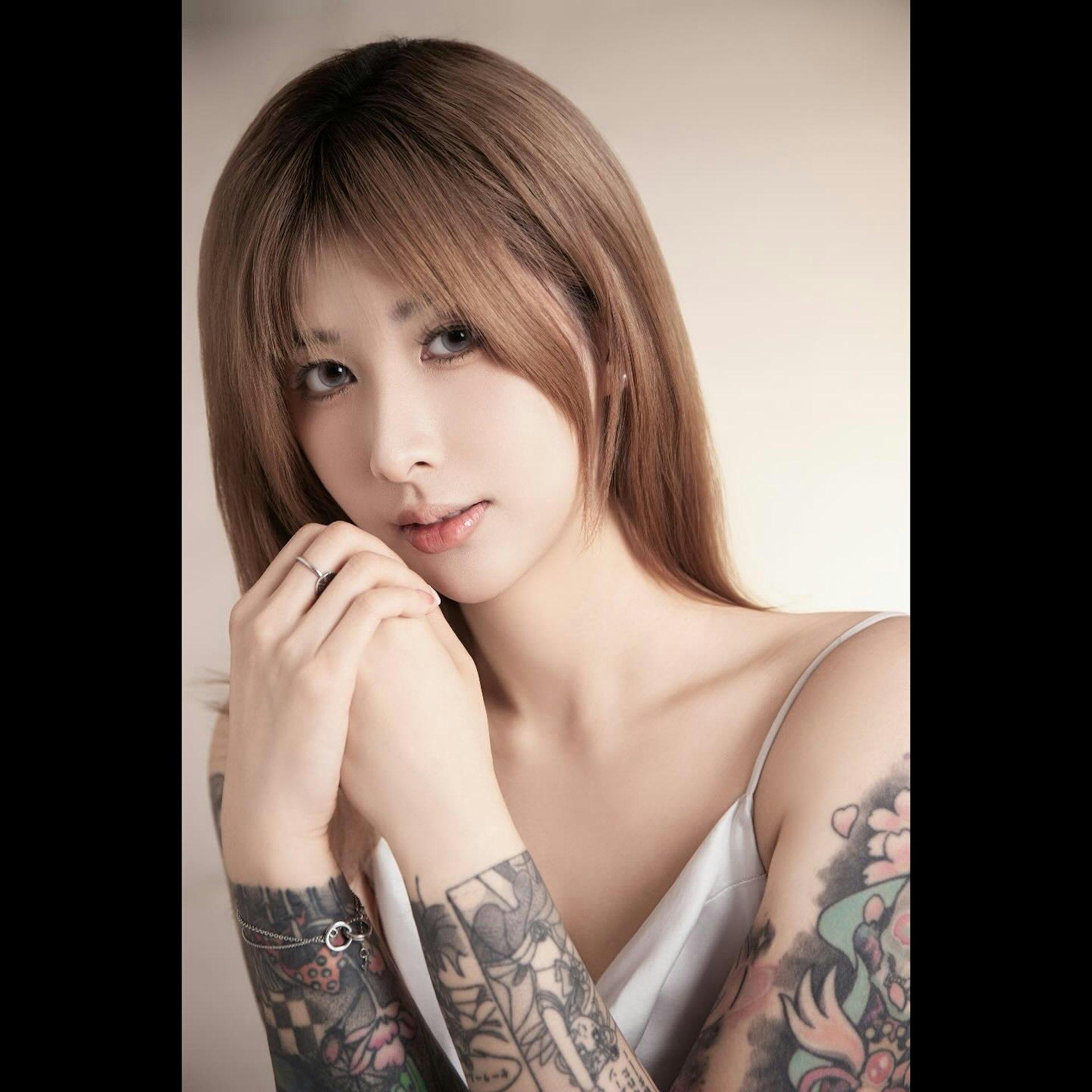 DinDin(IG@iamdindinxd19)