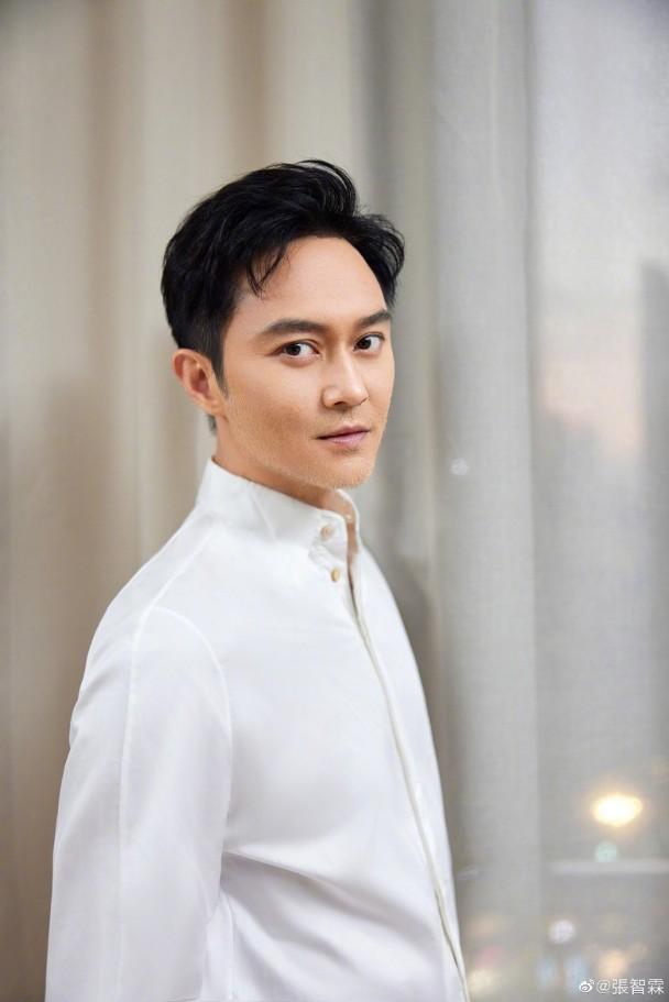 袁詠儀強調不敢管束張智霖太多。