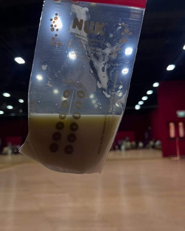 賴慰玲分享自己的人奶。