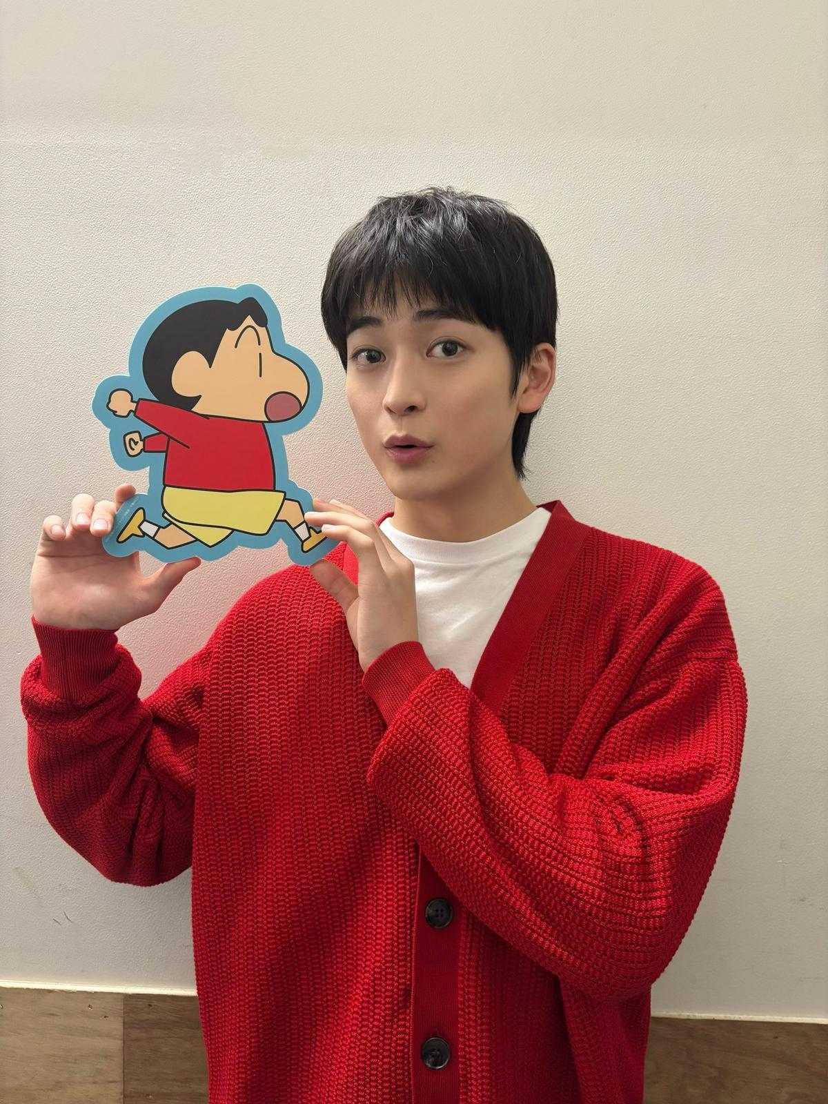 24歲男星高橋文哉飾演20年後的「小新」野原新之助