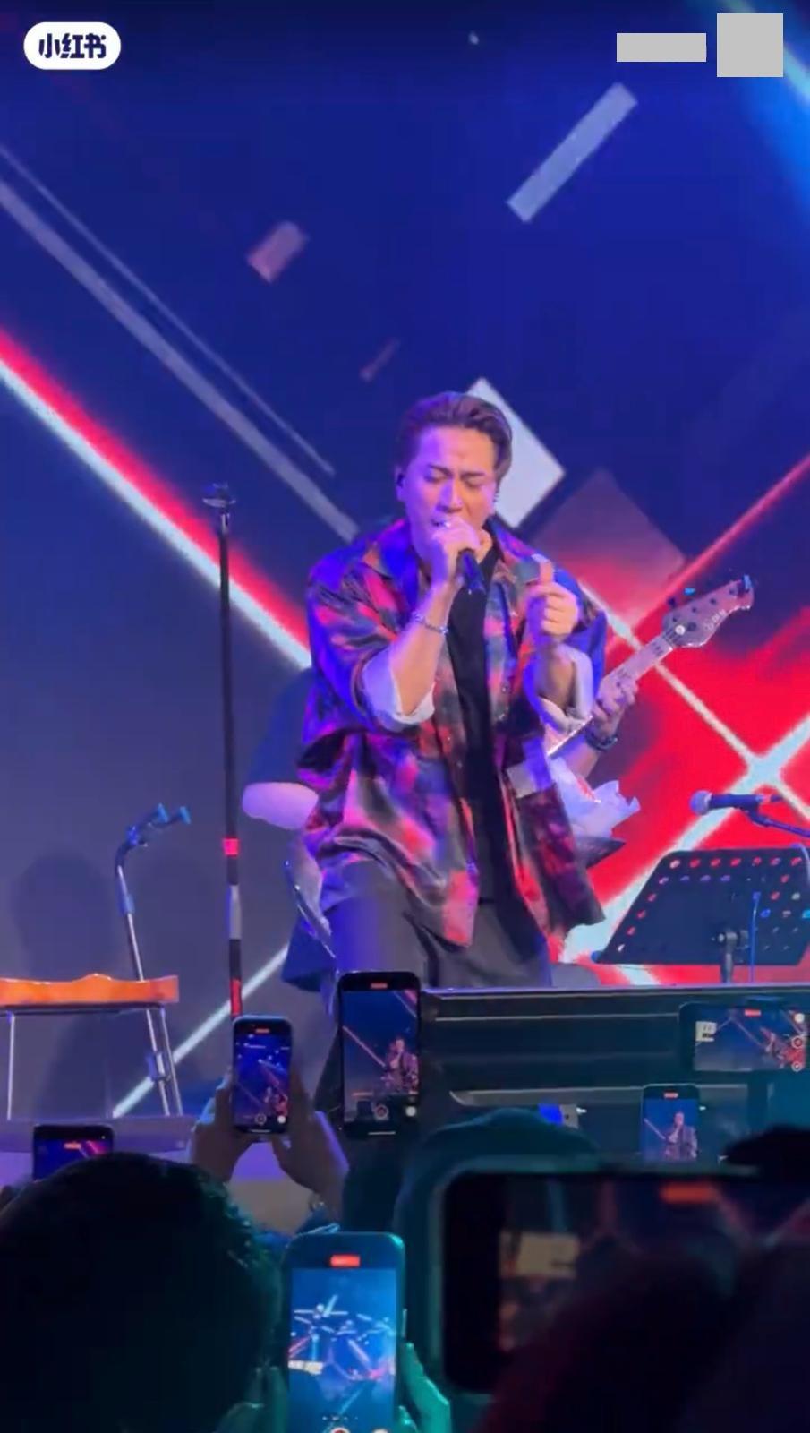 吳卓羲在廣州舉行與你繼續同行演唱會,不少歌迷分享當日盛況到小紅書或微博。(小紅書)